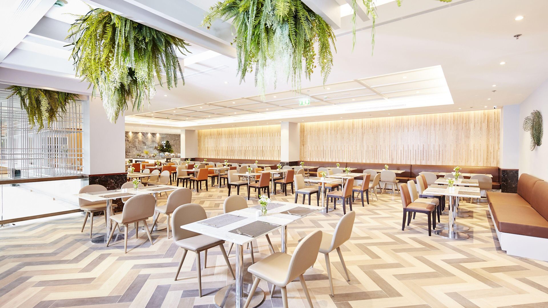 โรงแรม Health Land &