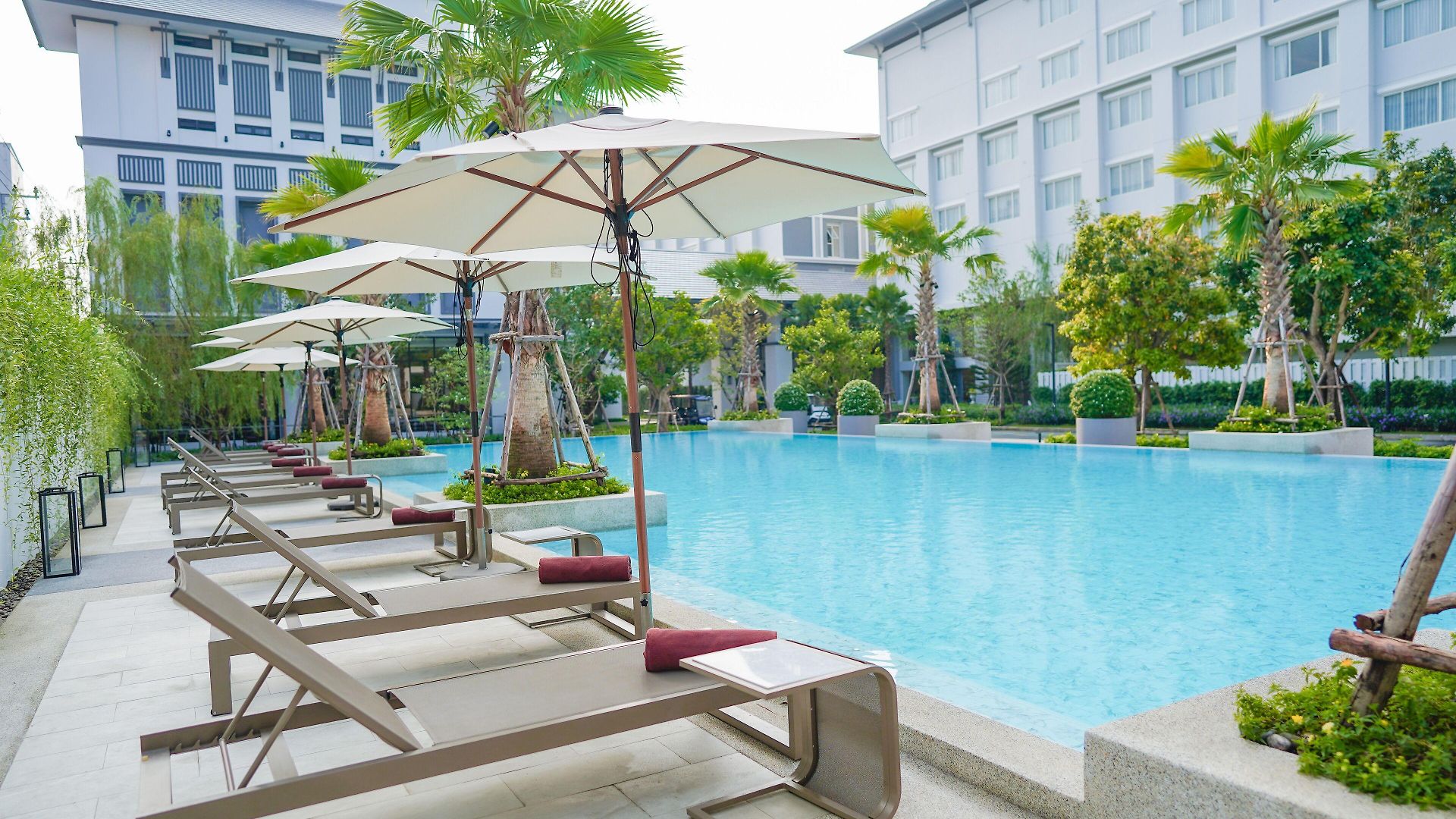 โรงแรม Health Land &