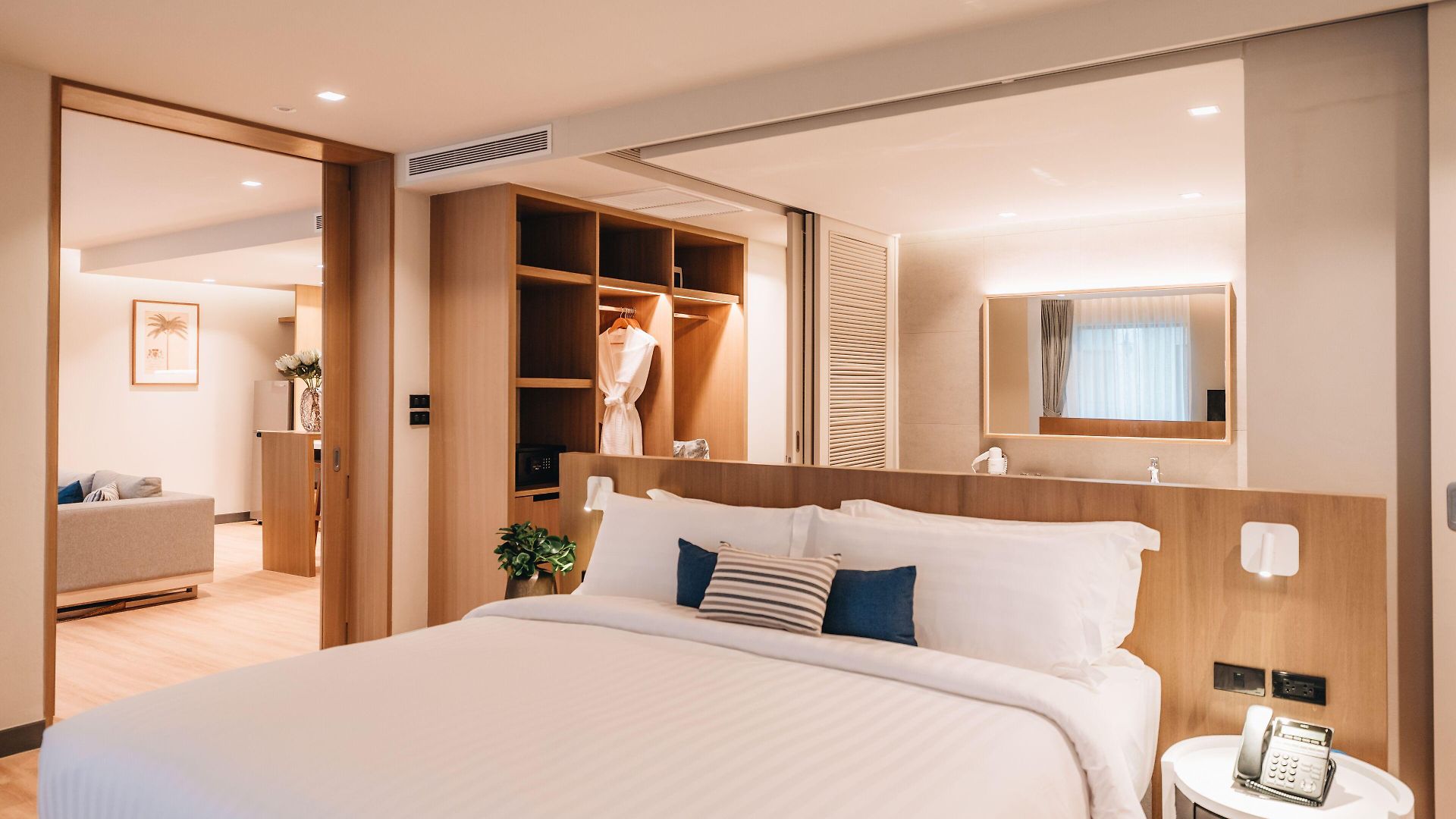 Health Land & โรงแรม 5*
