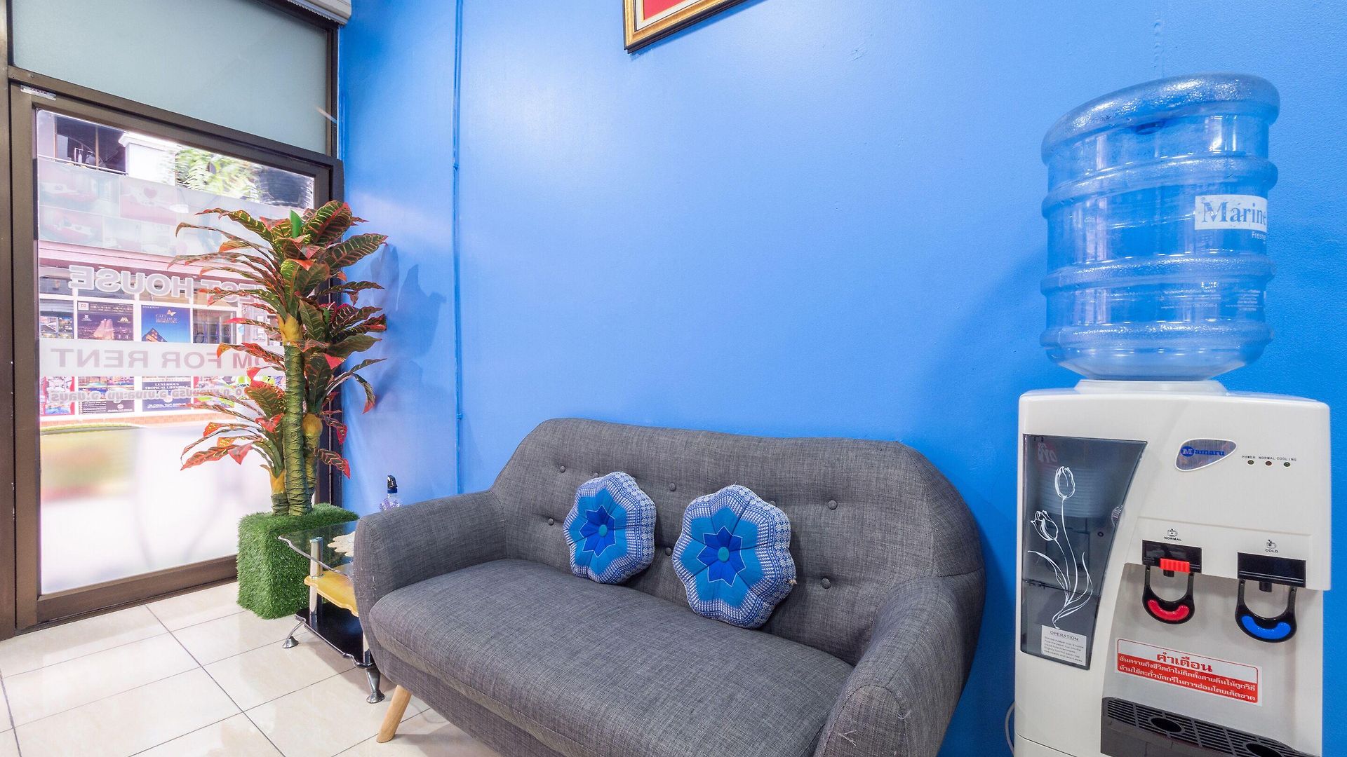 Oyo 75327 Diyana โรงแรม 3*