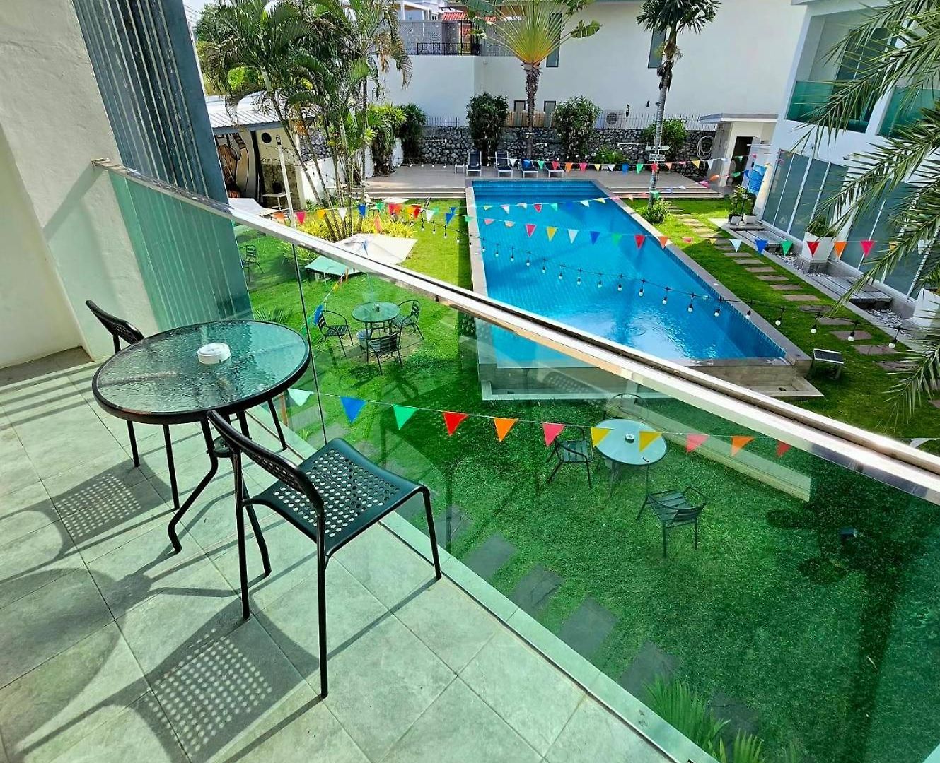 โรงแรม Cozy Resort, A Boutique 4*
