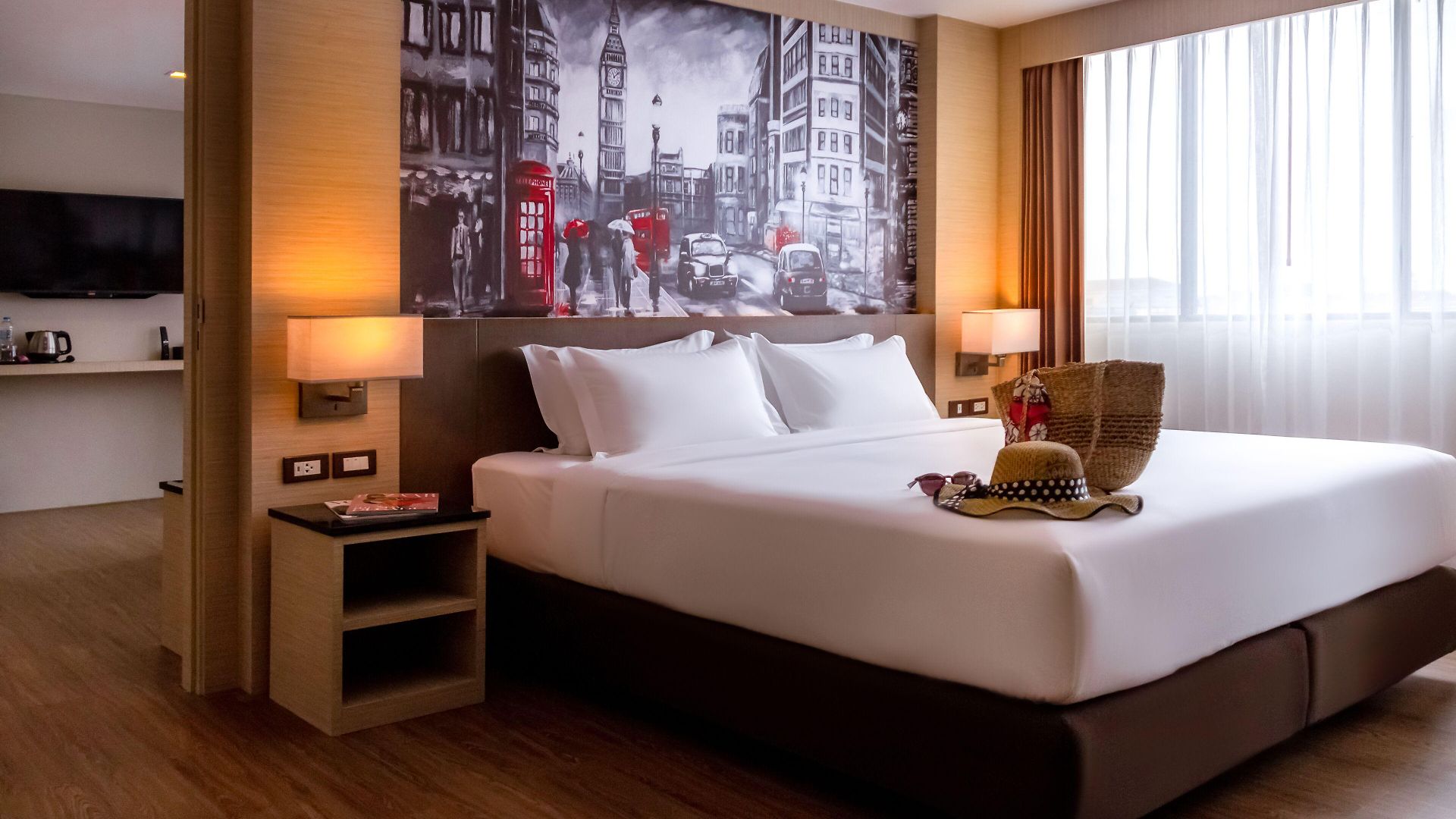 Glow 4* Pattaya