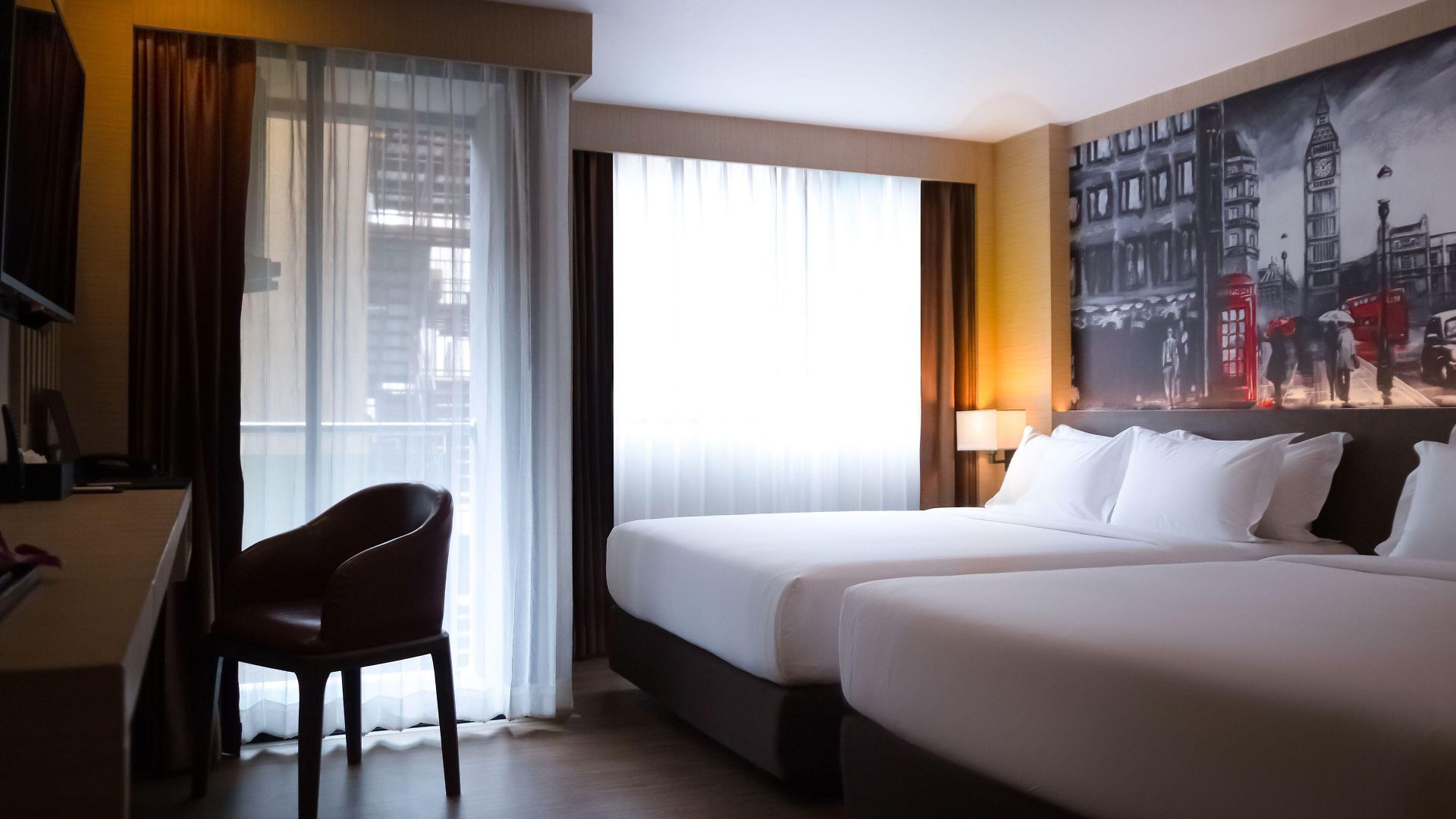 Glow โรงแรม