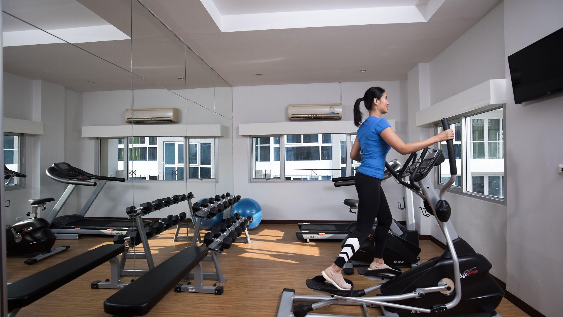 โรงแรม Journeyhub
