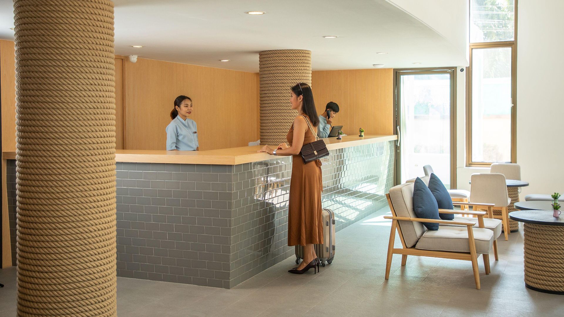 โรงแรม Journeyhub