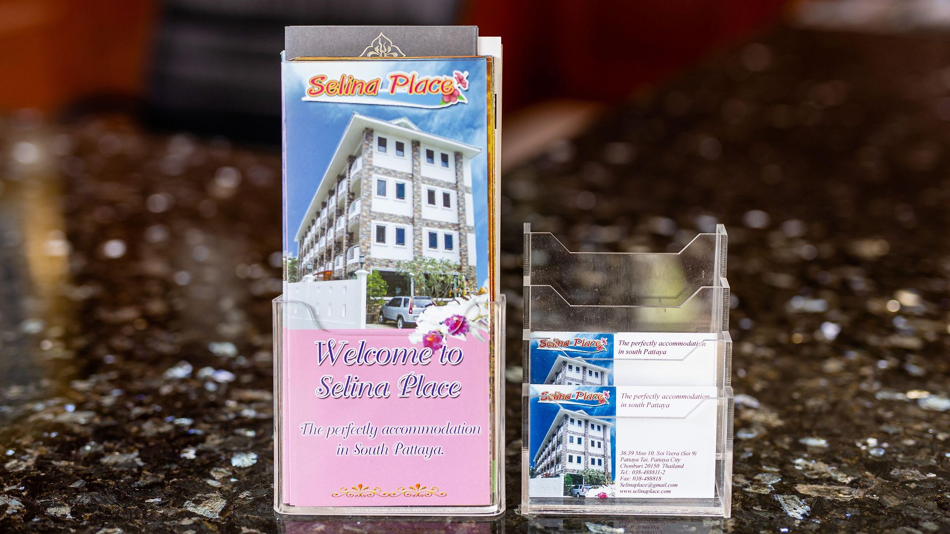 Selina Place โรงแรม 3*