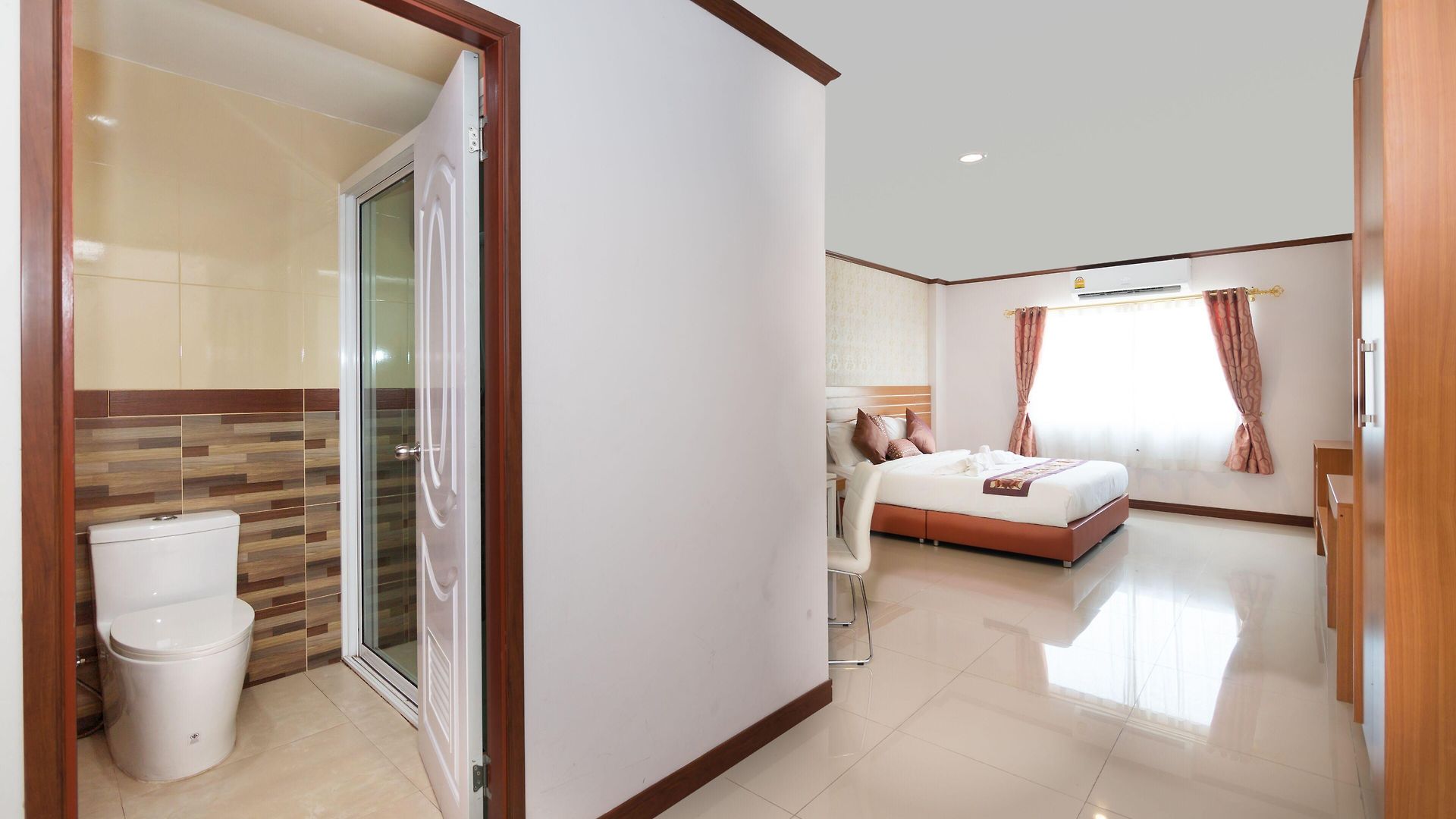 โรงแรม Regenta Residency Pattaya