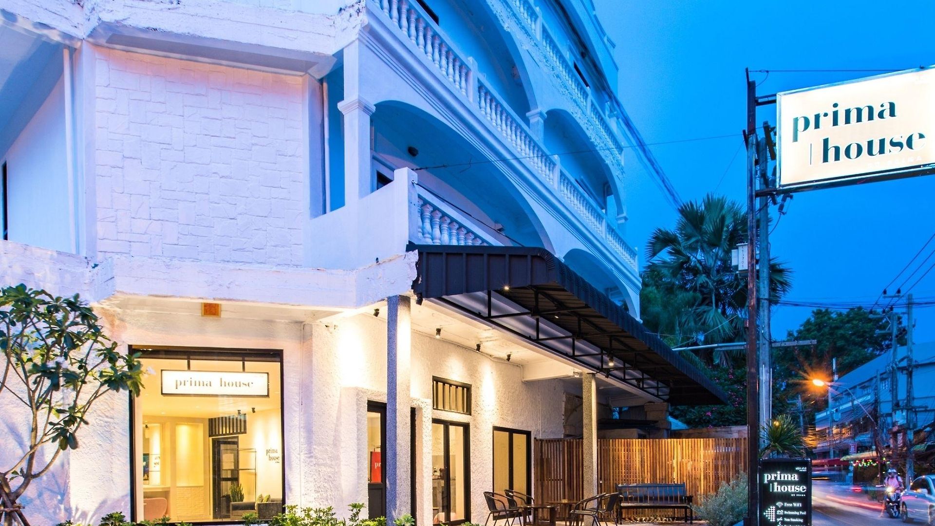 Prima House Pattaya. โรงแรม 4*