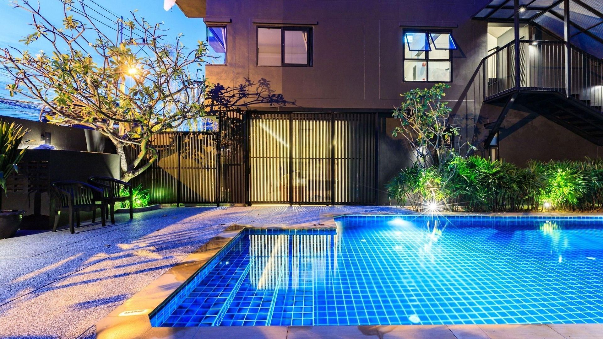 Prima House Pattaya. โรงแรม 4*