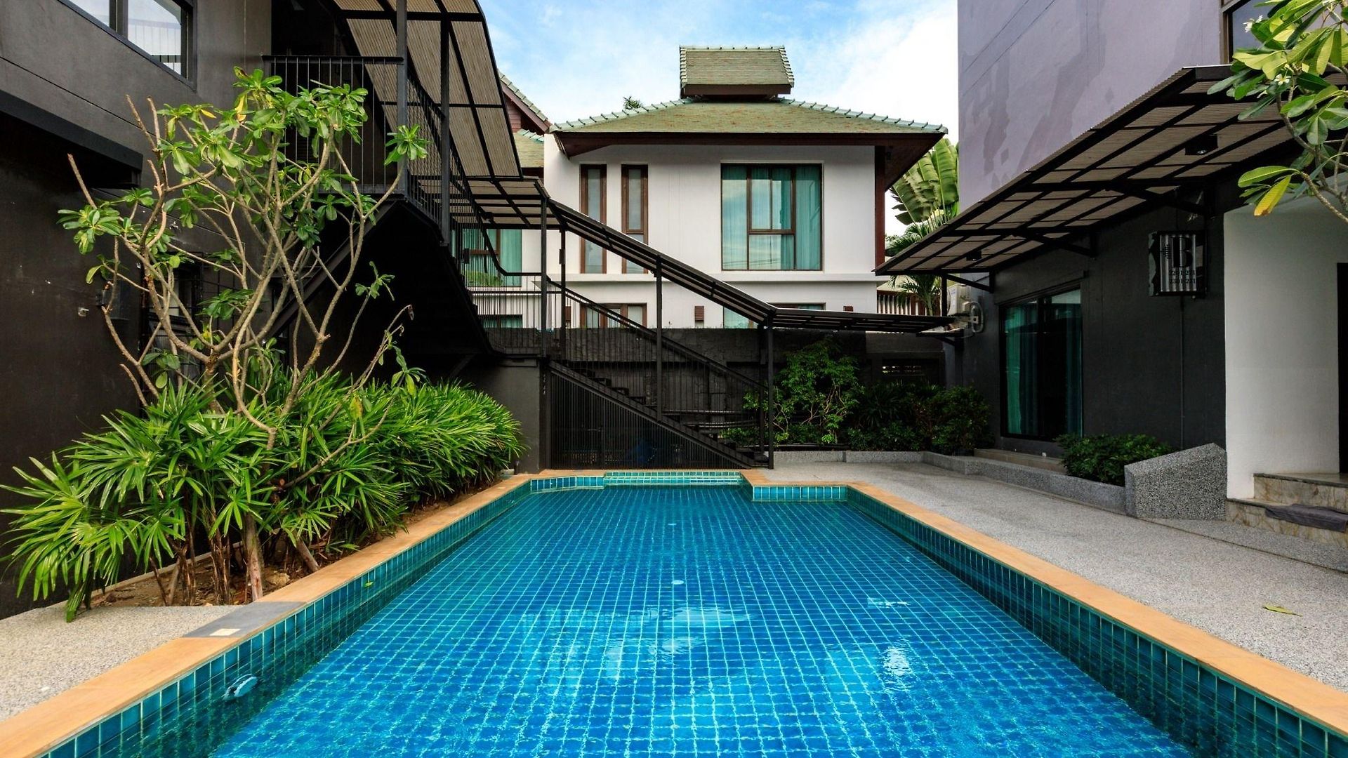 Prima House Pattaya. โรงแรม
