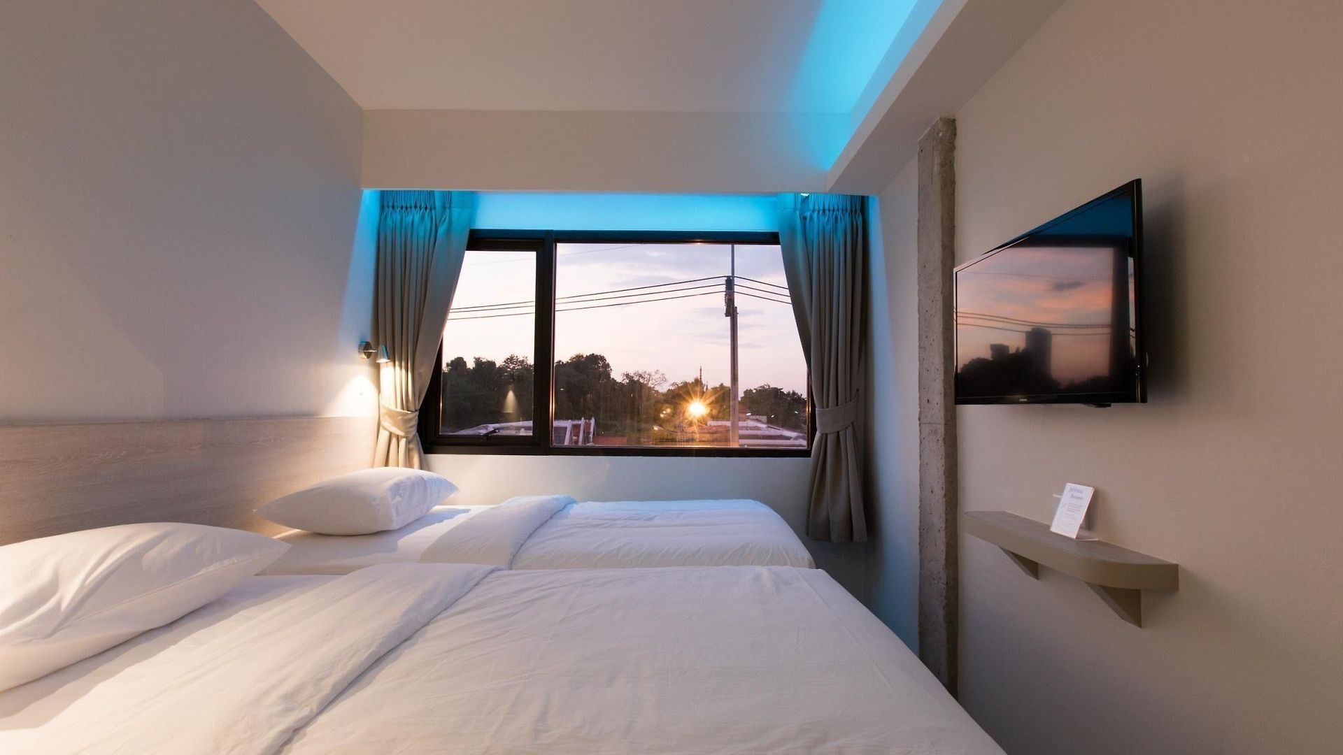 Prima House Pattaya. โรงแรม 4*