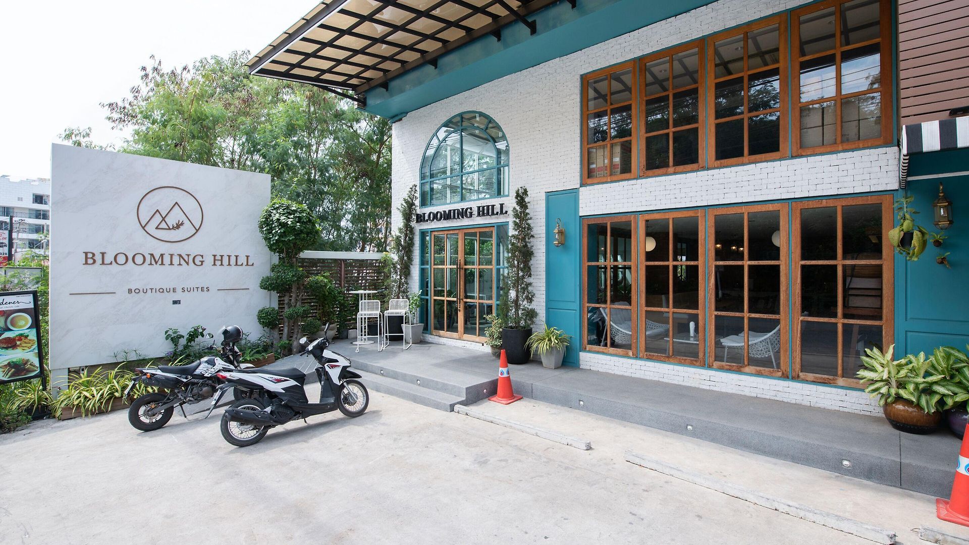 โรงแรม Blooming Hill Boutique