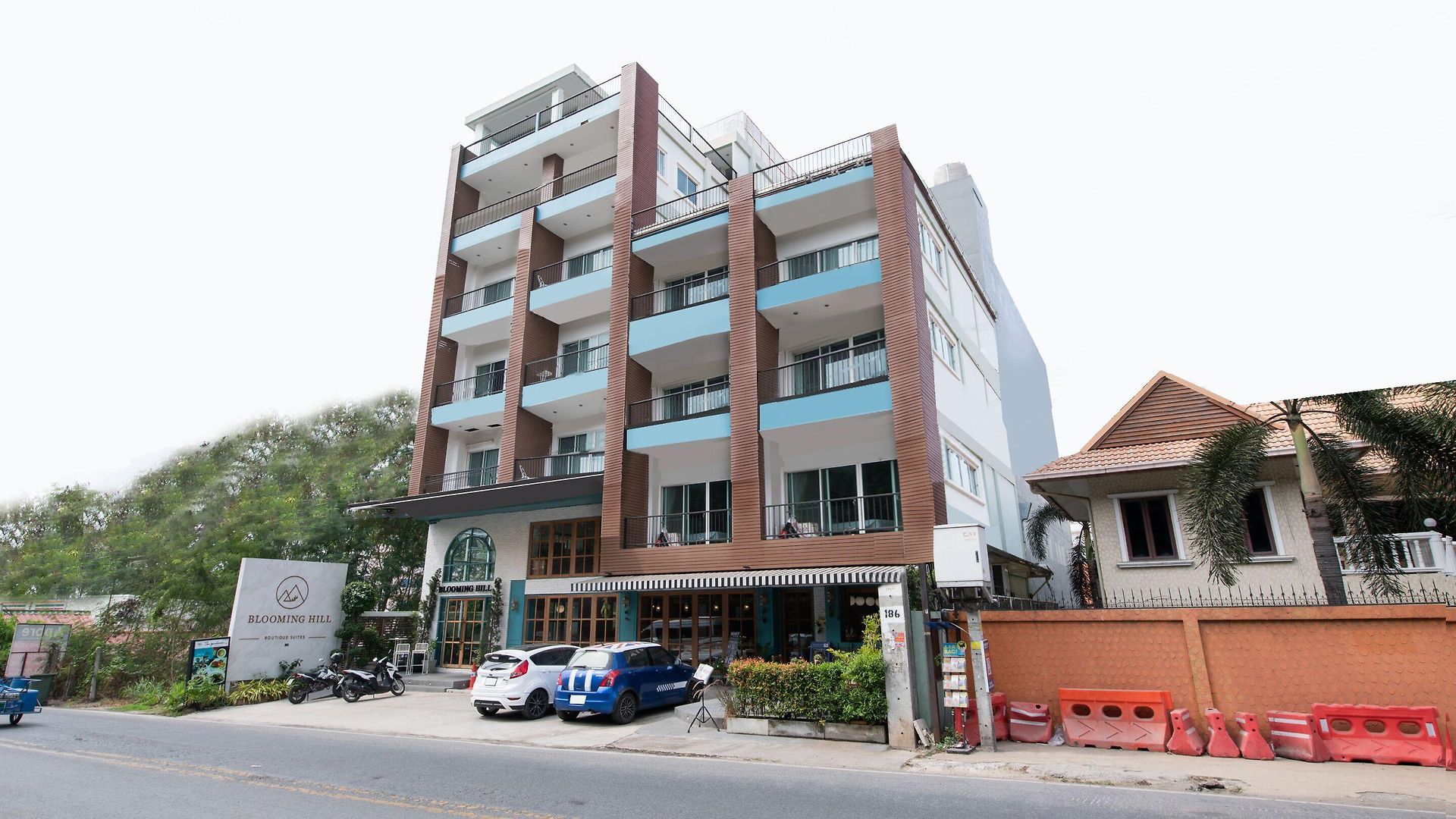 Blooming Hill Boutique 4*