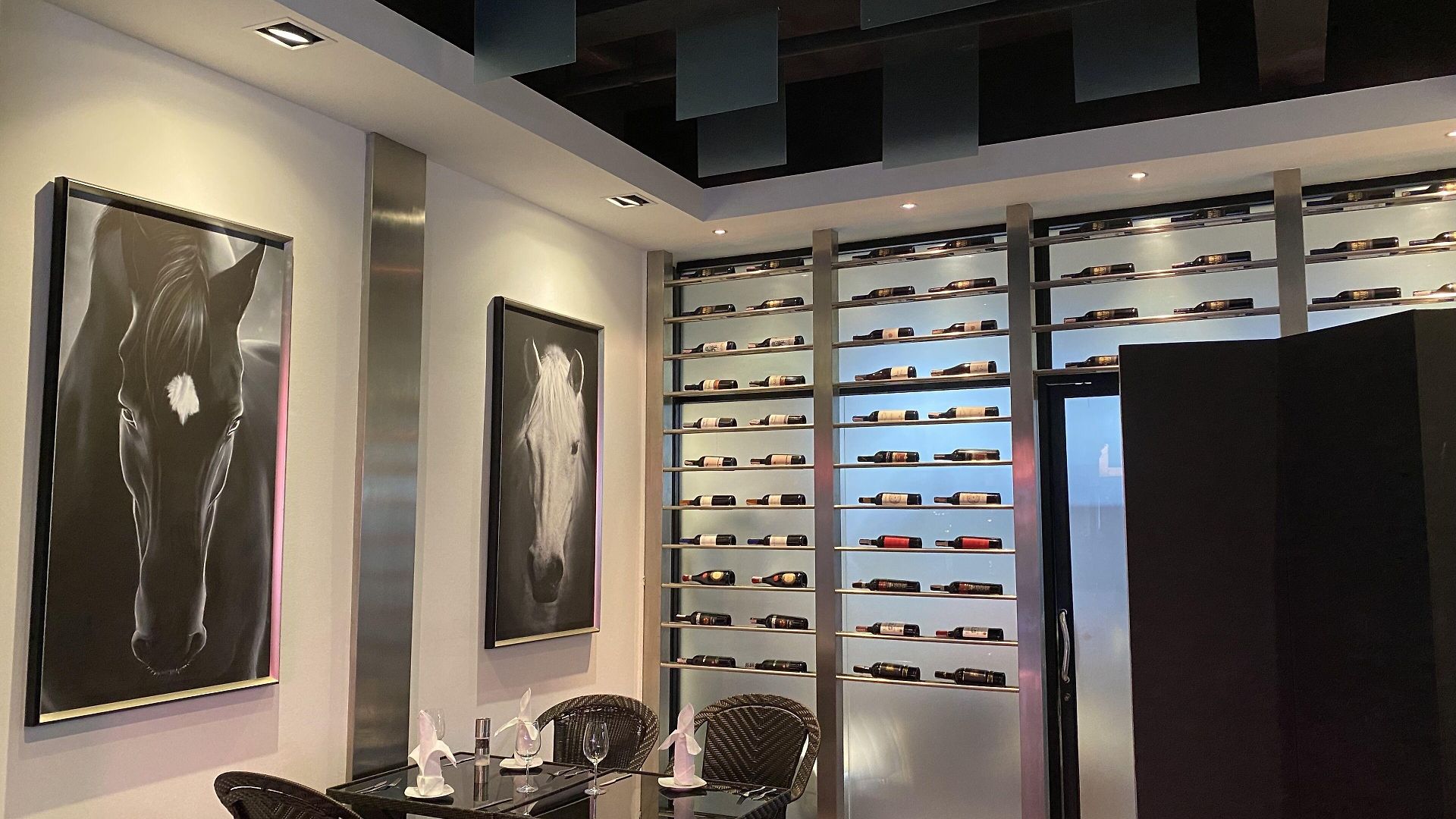 Poseidon Boutique โรงแรม