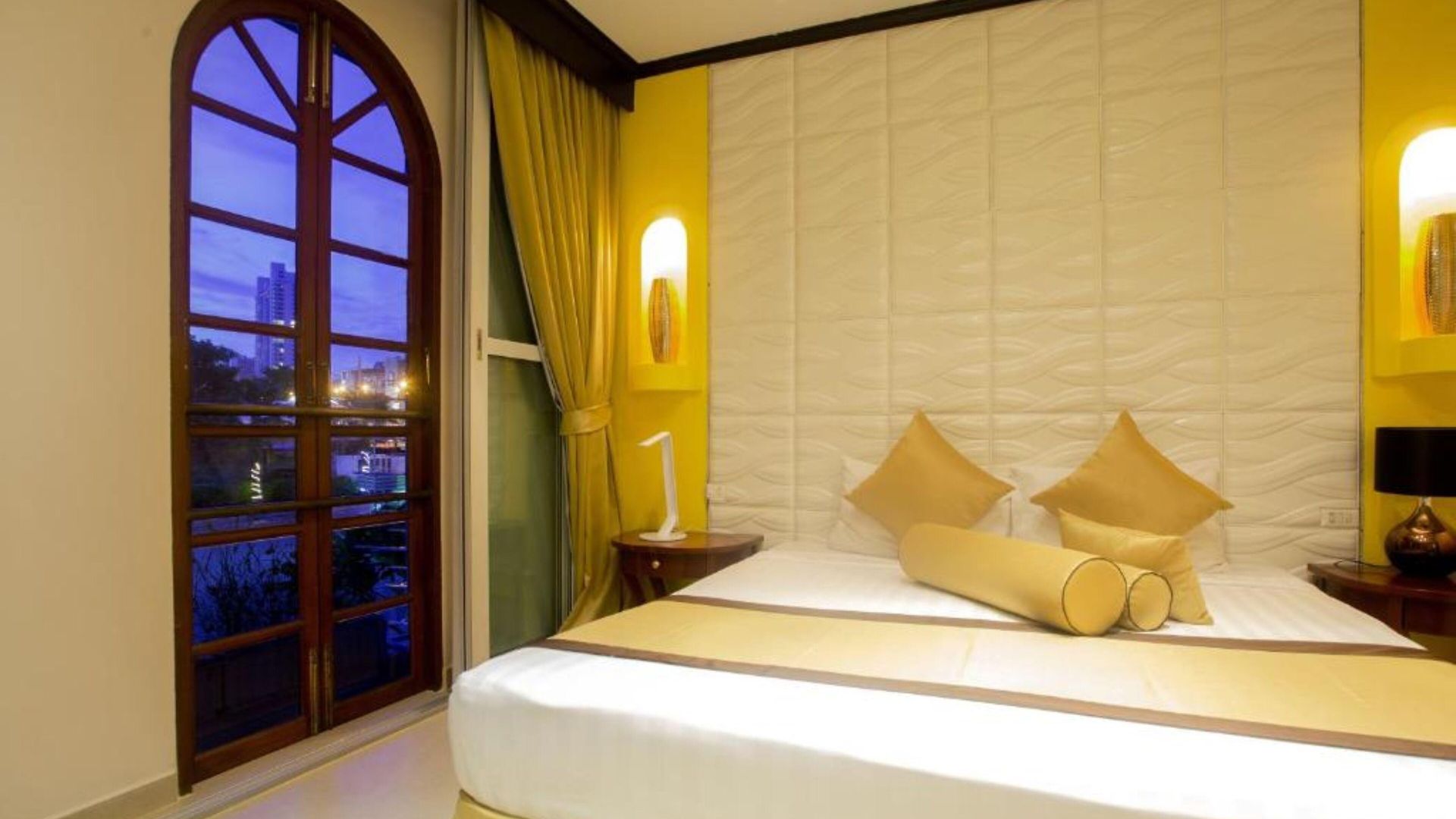 Poseidon Boutique 3* Pattaya
