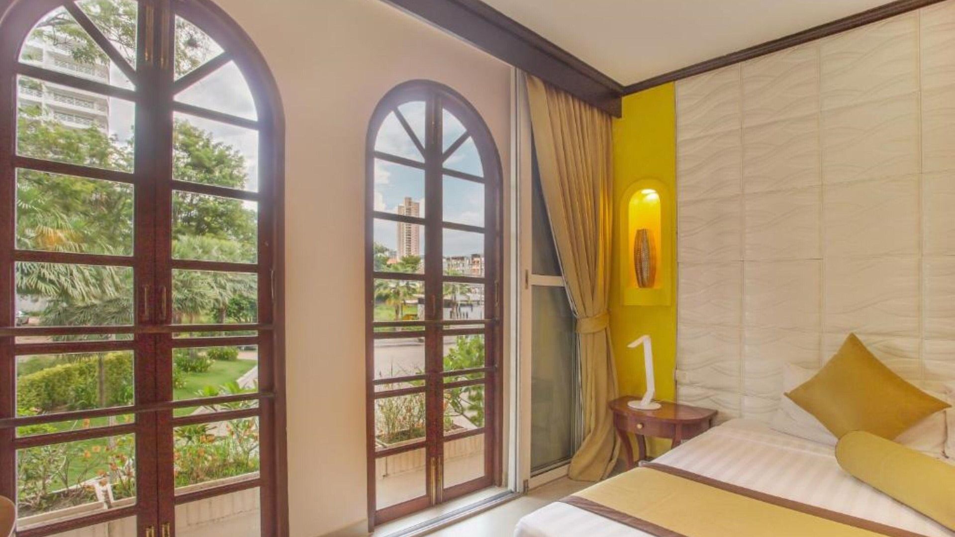Poseidon Boutique โรงแรม 3*