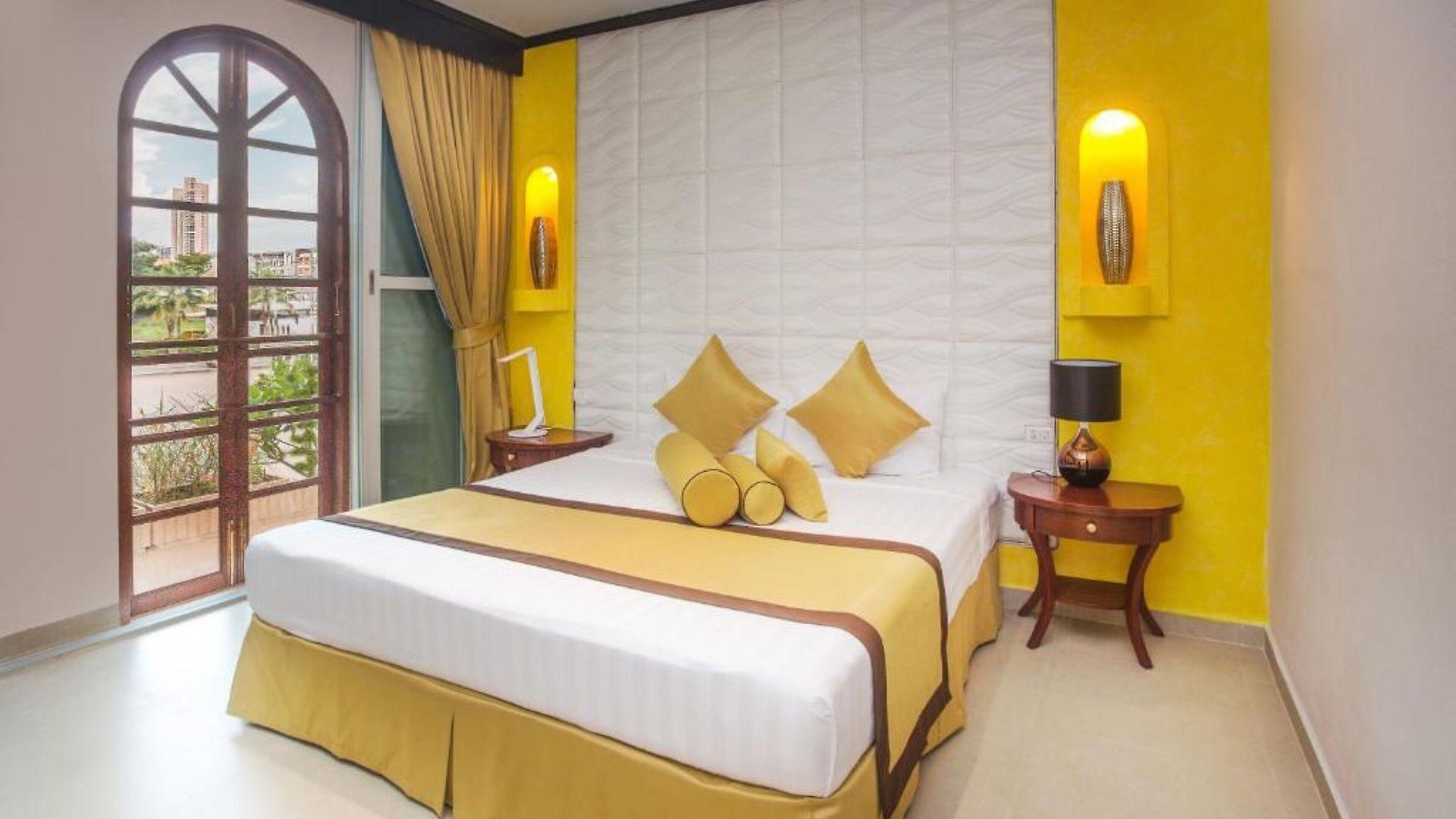 โรงแรม Poseidon Boutique 3*
