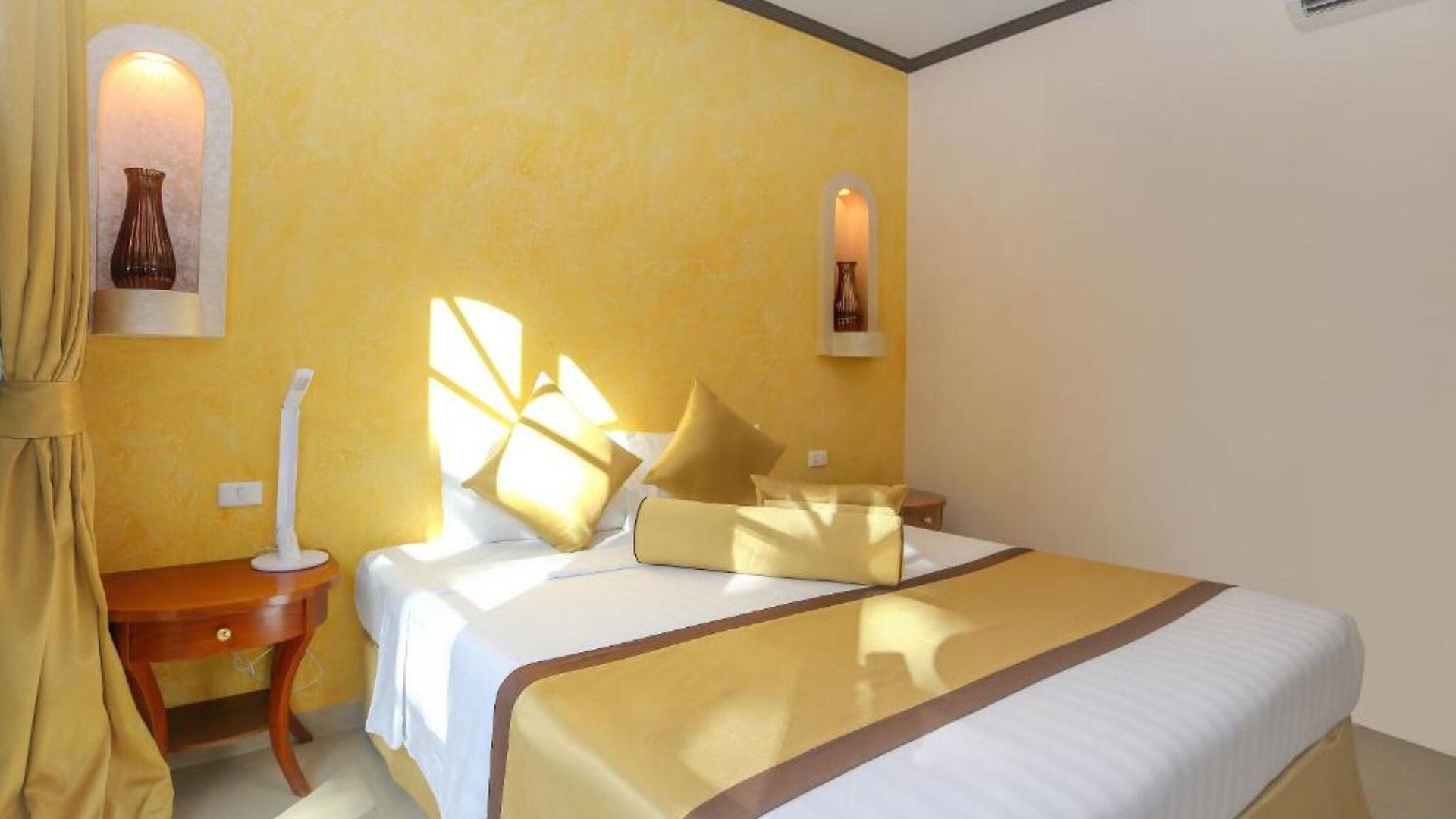 Poseidon Boutique 3* Pattaya