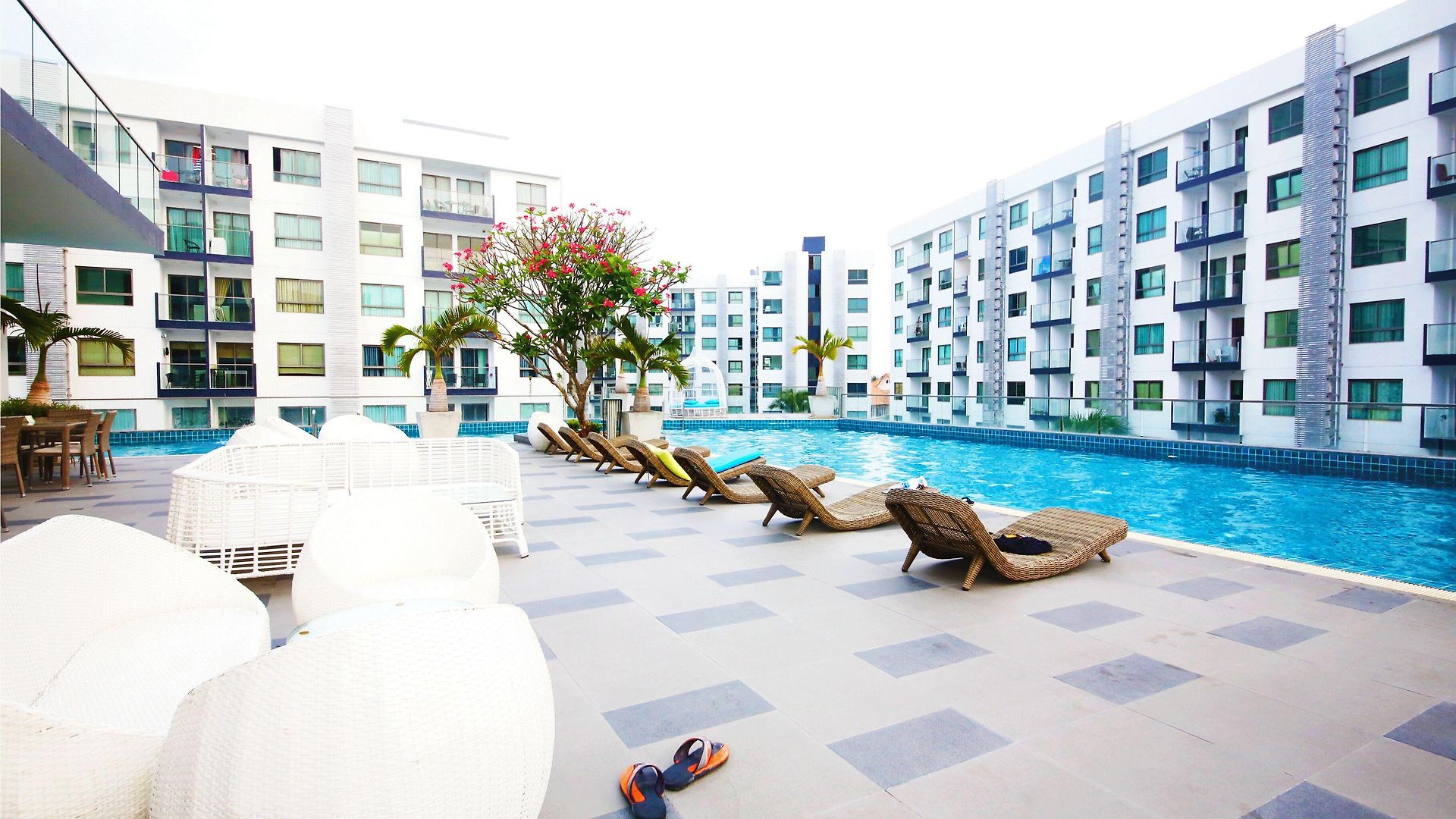 Arcadia Waters อพาร์ตโฮเทล 3*