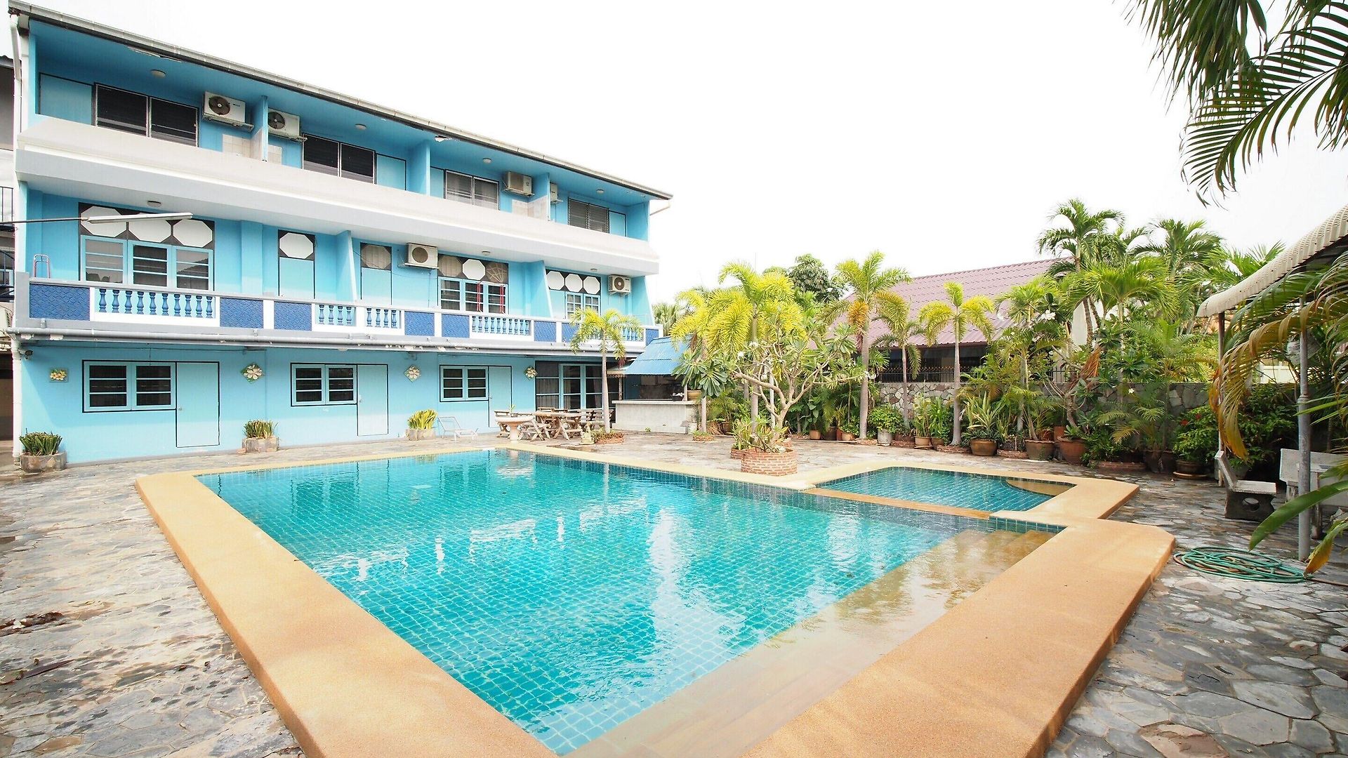 Oyo 1004 Naklua Mansion โรงแรม Pattaya