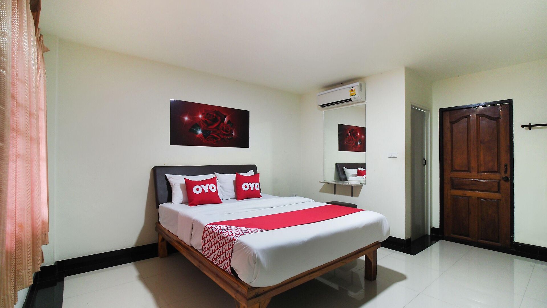 โรงแรม Khanidta