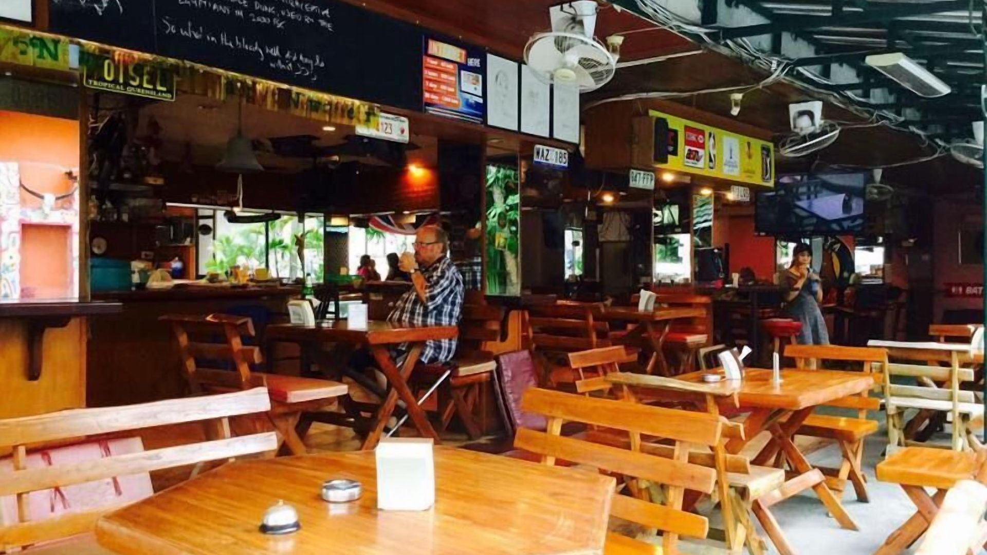 เชคเวลล์แมนชั่น 3* Pattaya