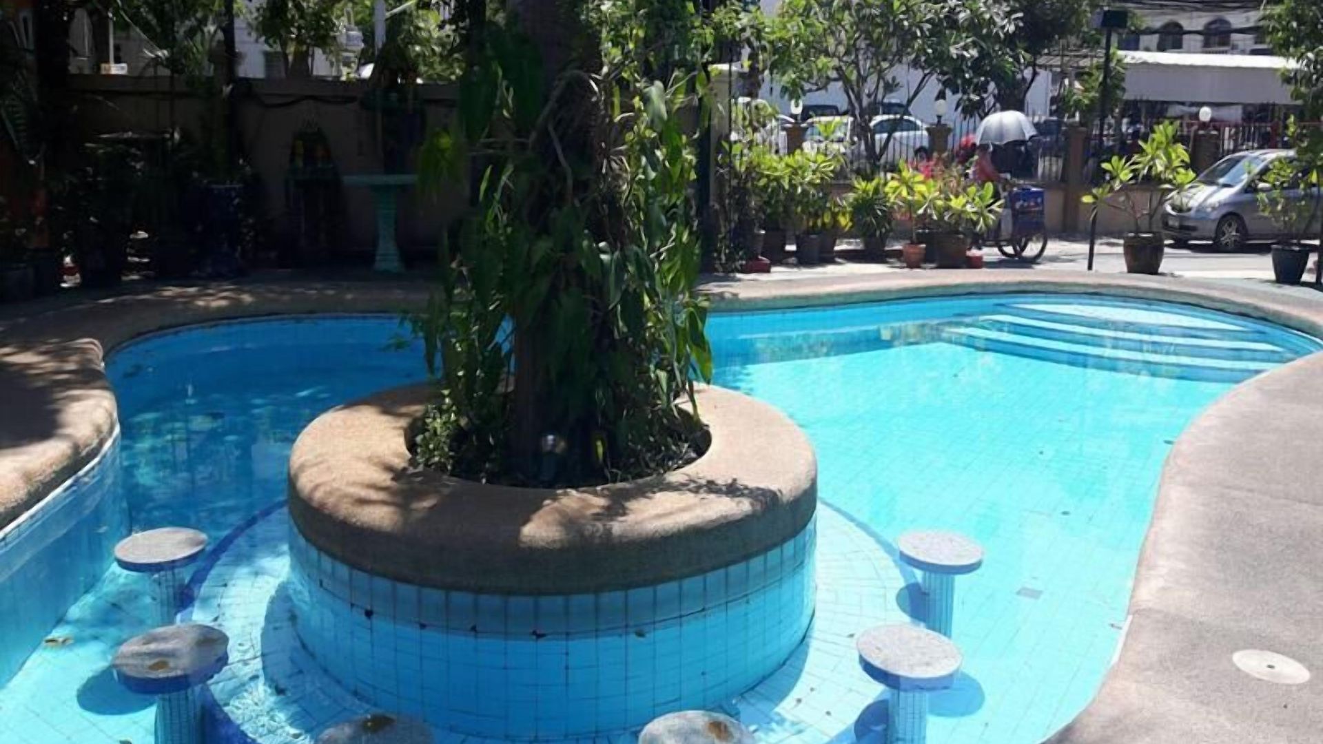 โรงแรม เชคเวลล์แมนชั่น Pattaya