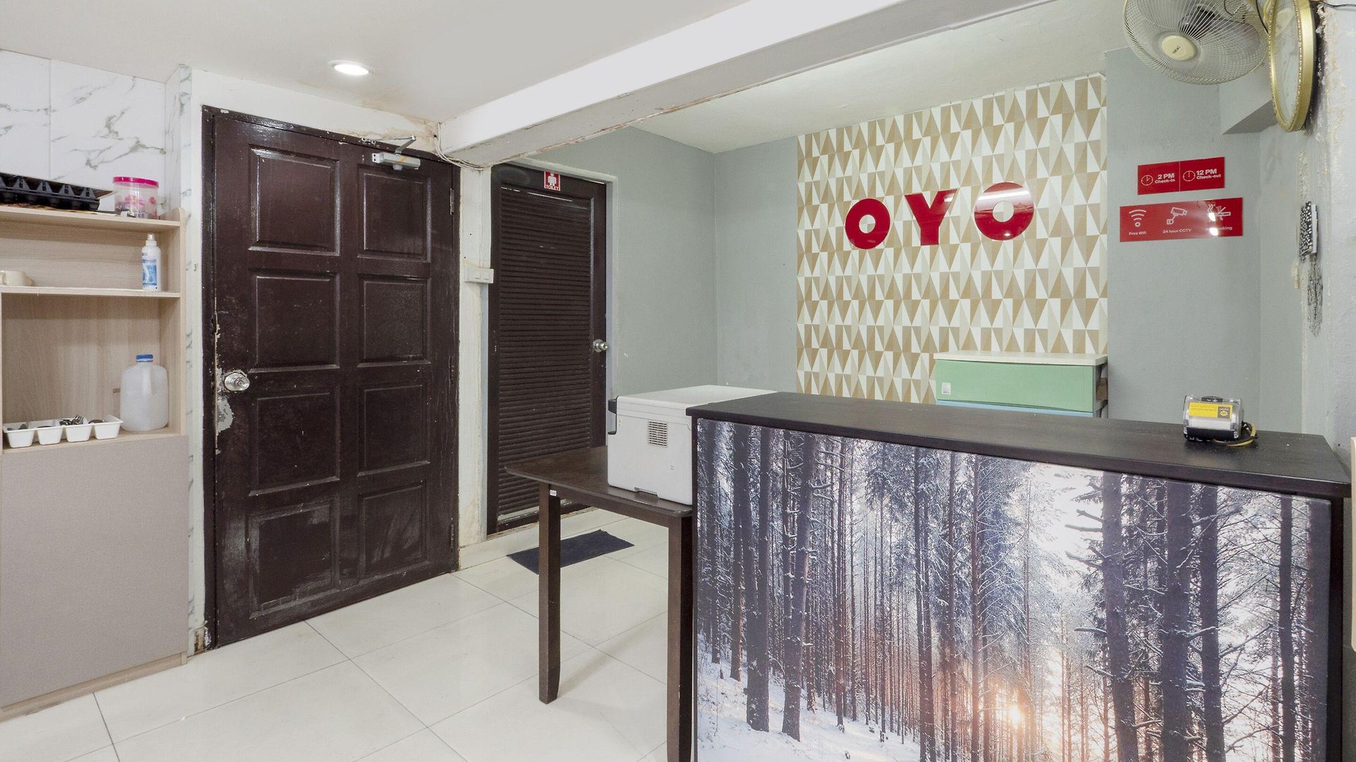 โรงแรม Oyo 1066 Encore Sea Side 2*