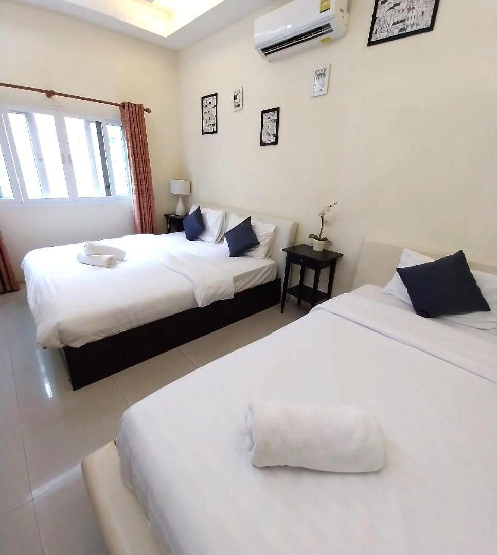Villa Happy N Joy Pool Near Jomtien On Thepprasit Road