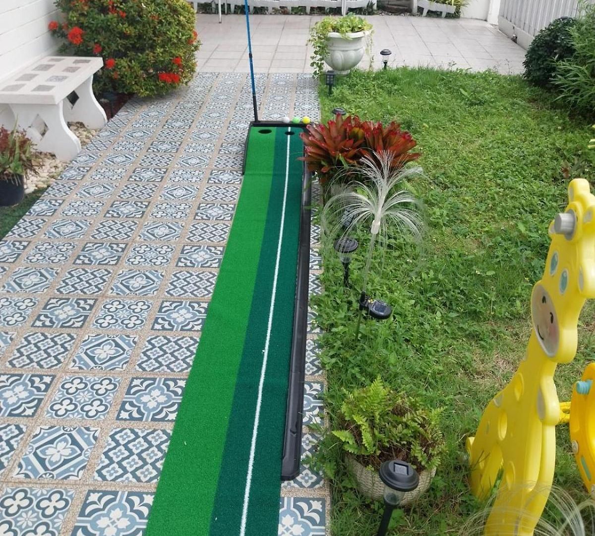 Happy N Joy Pool Near Jomtien On Thepprasit Road