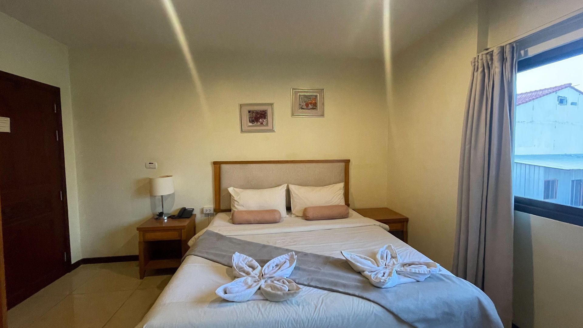 Babylon โรงแรม 3*