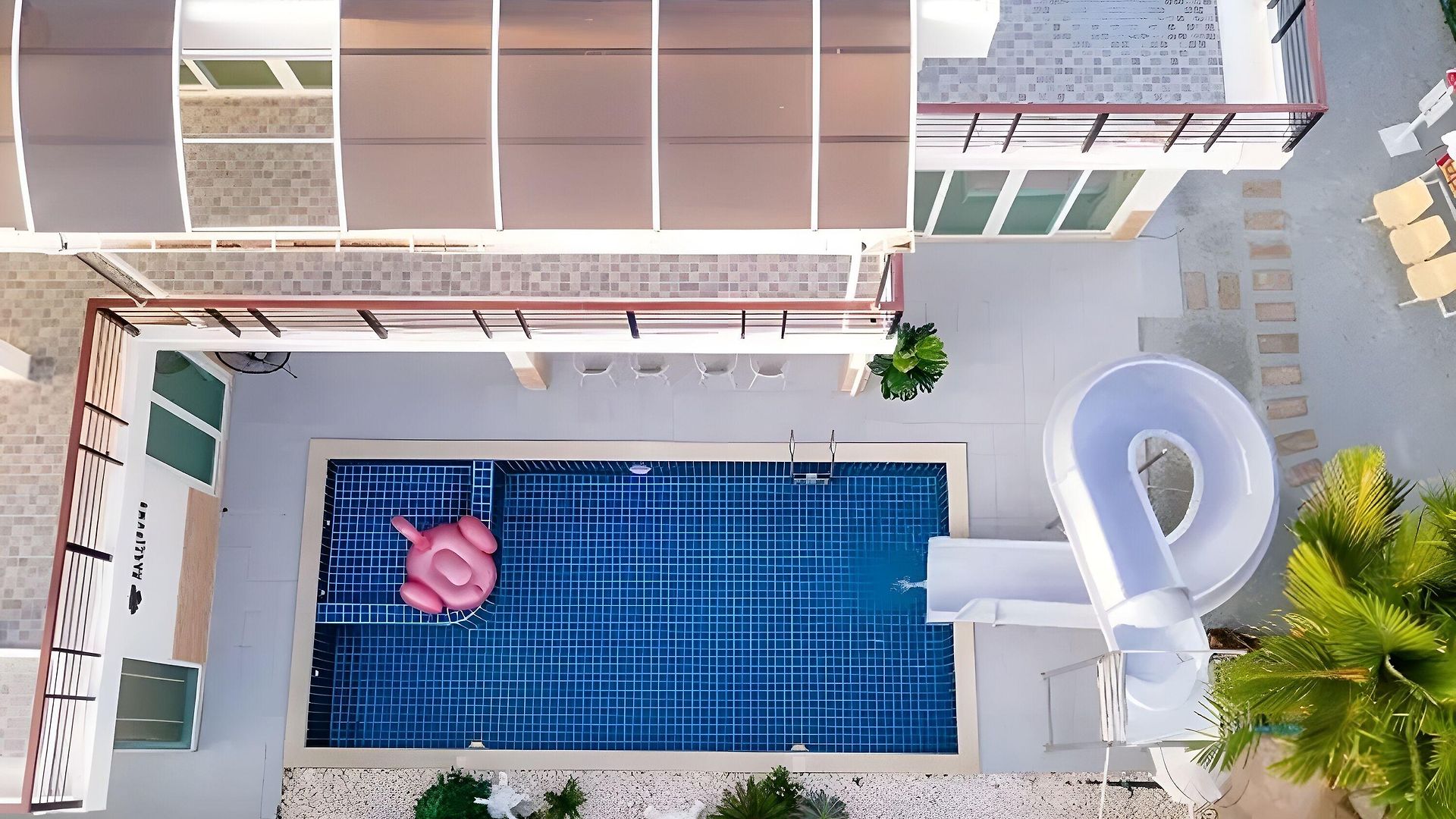 Platinum Pool