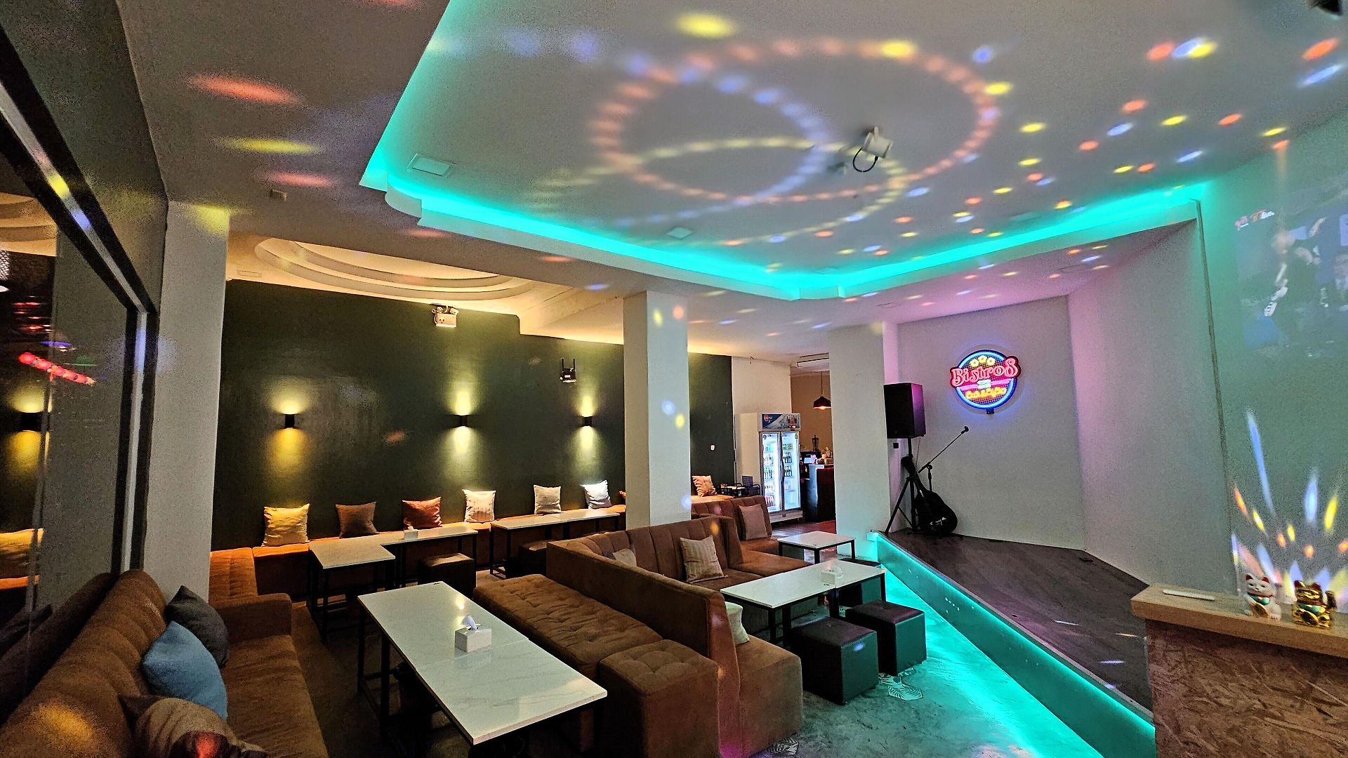 The Base โรงแรม Pattaya
