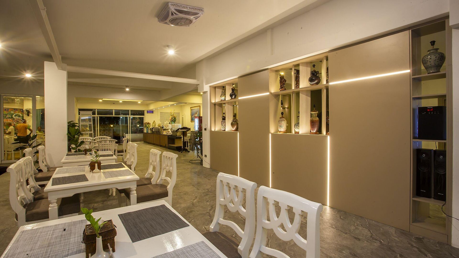 โรงแรม Sabai Sabana Pattaya