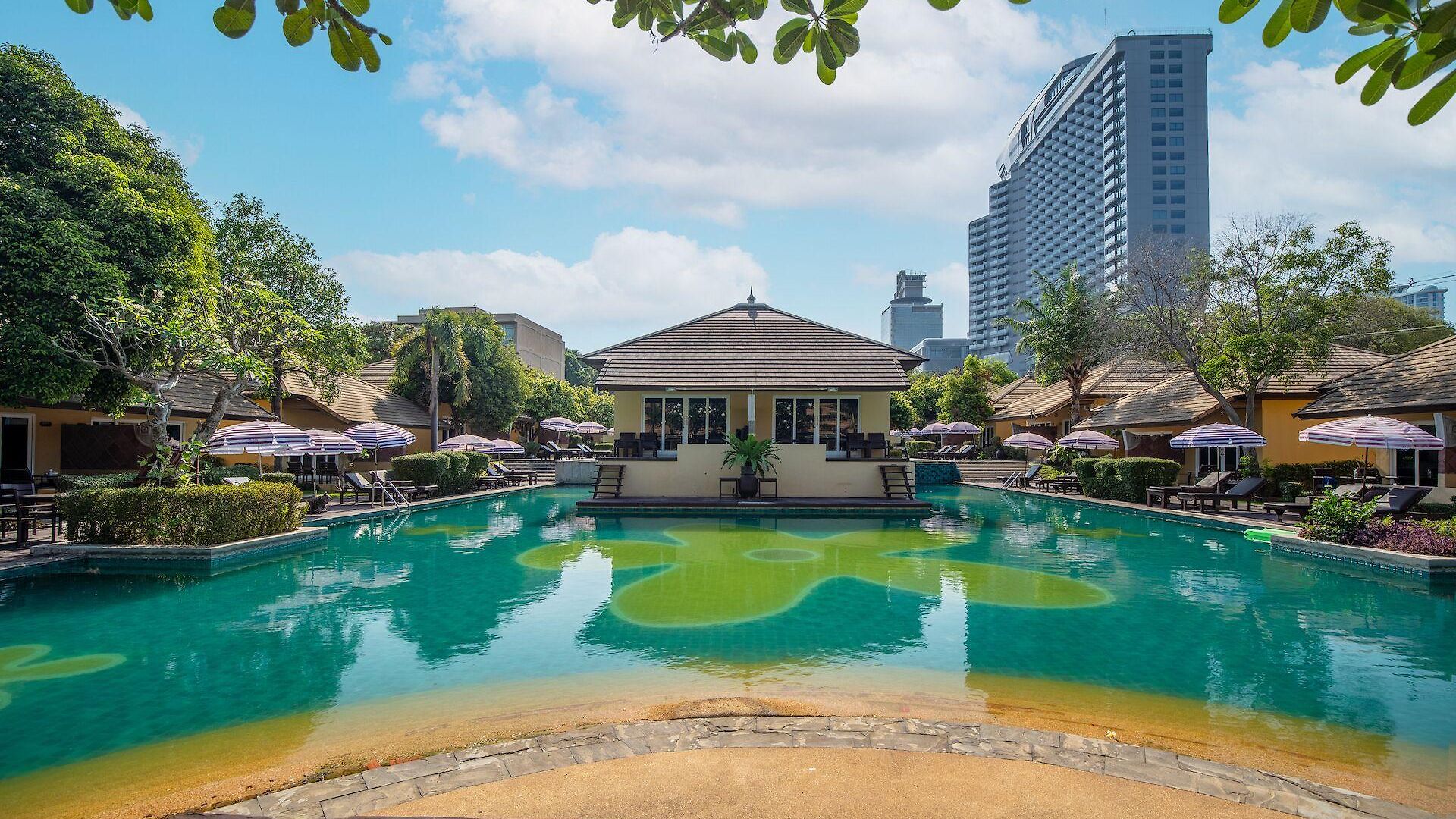 East Sea Paradise โรงแรม Pattaya