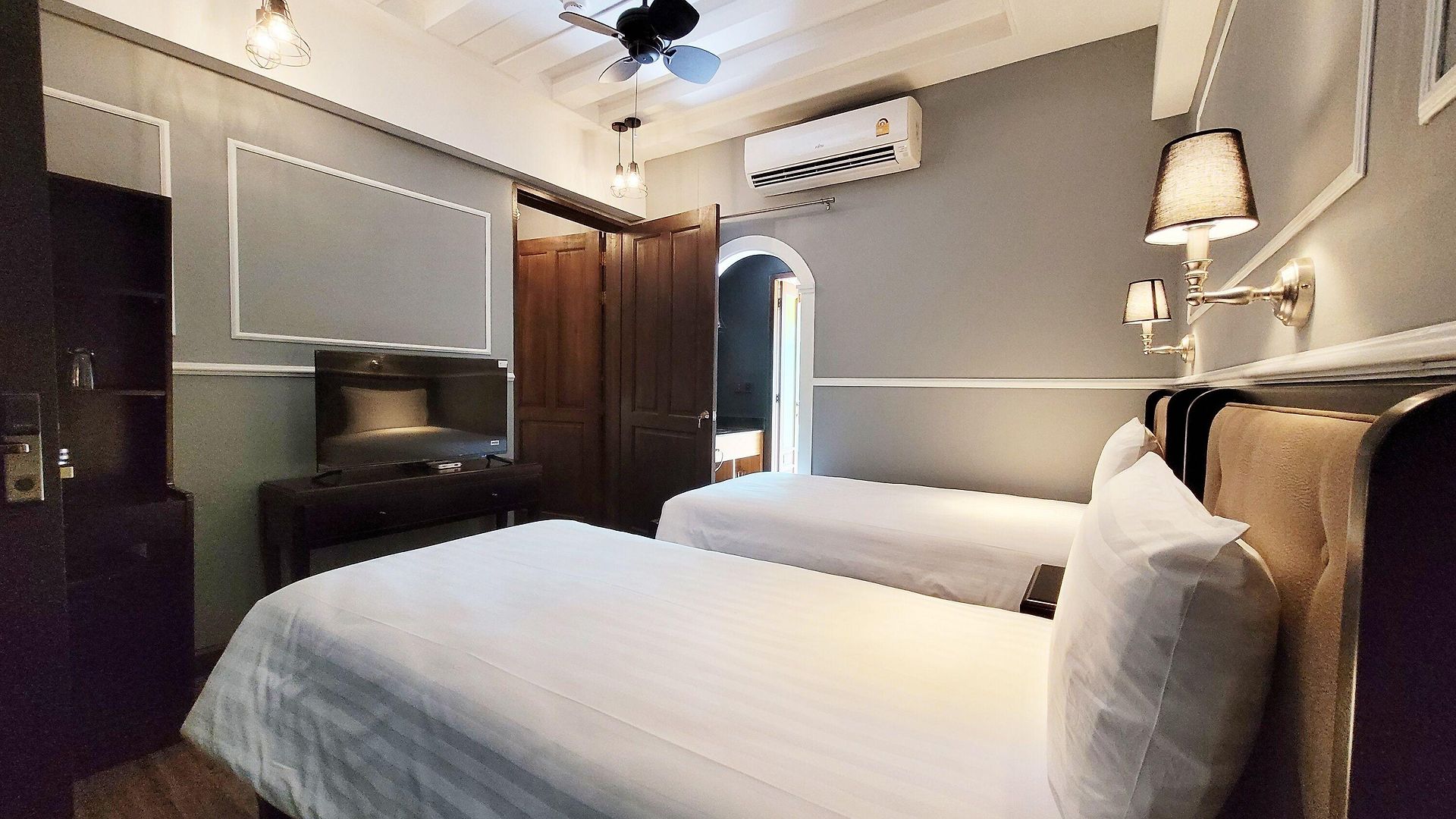 Quba By Montraj โรงแรม 4*