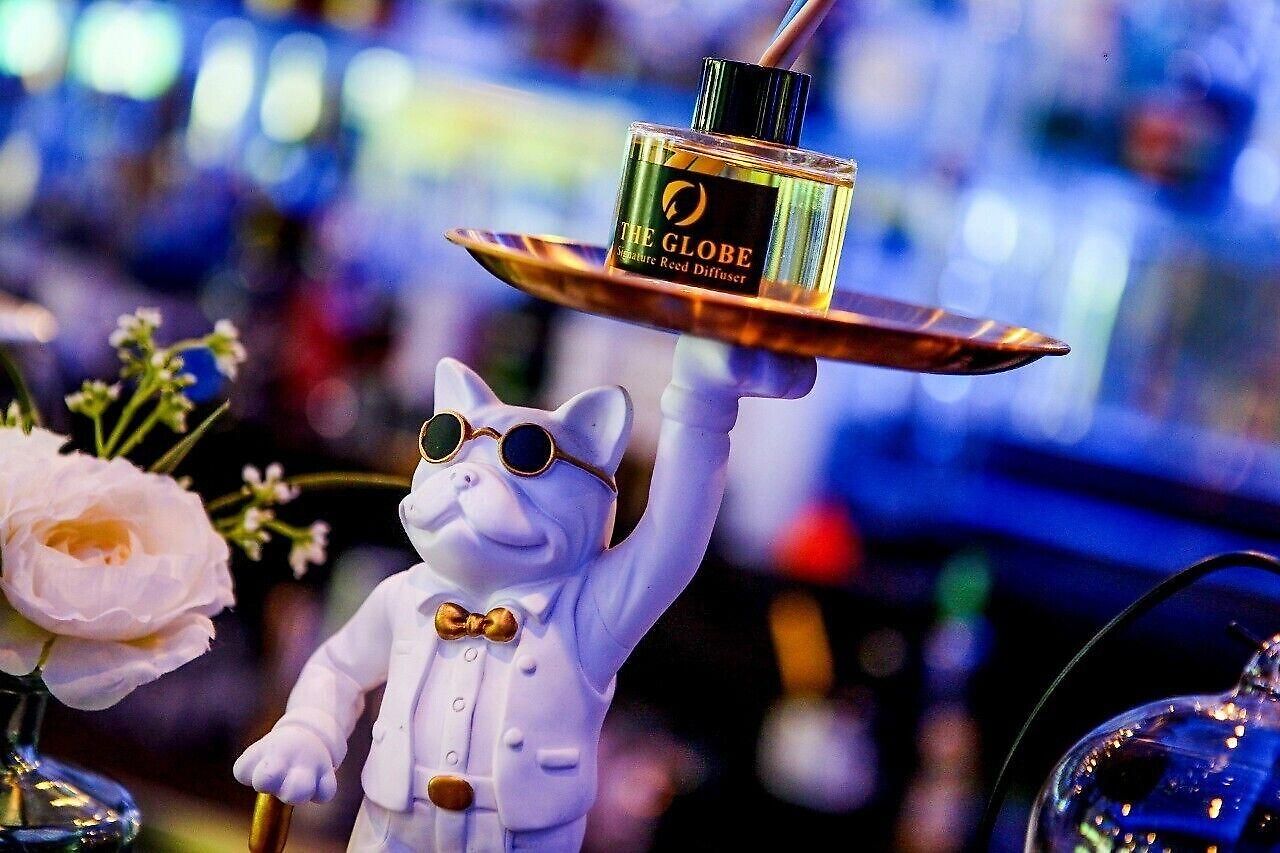 The Globe Hotel, Bar & Restaurant Pattaya