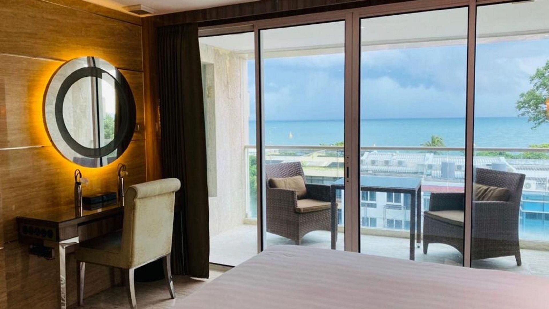The Sanctuary Pattaya, Bw Signature Collection โรงแรม 5*