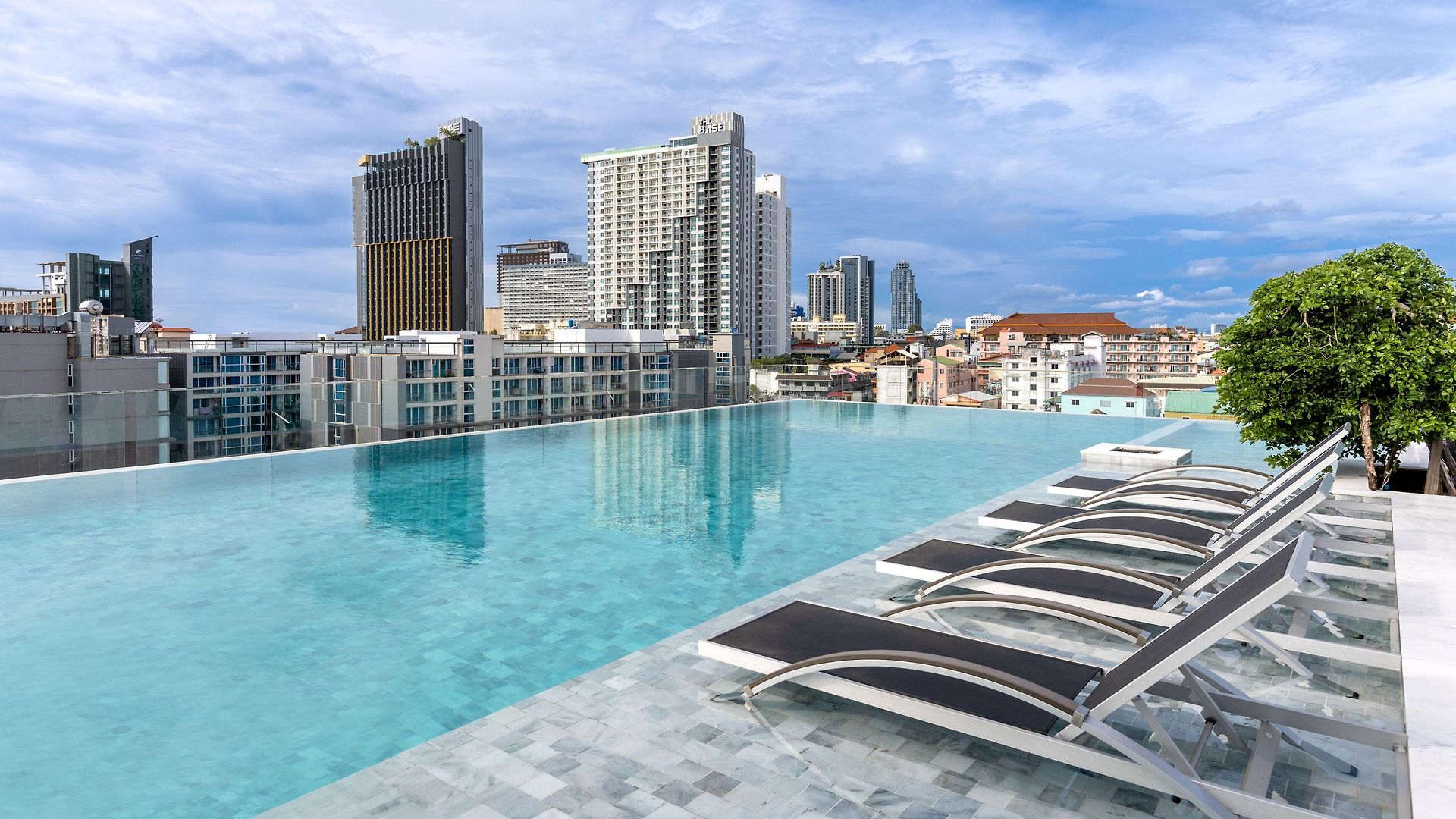 โรงแรม Amethyst Pattaya