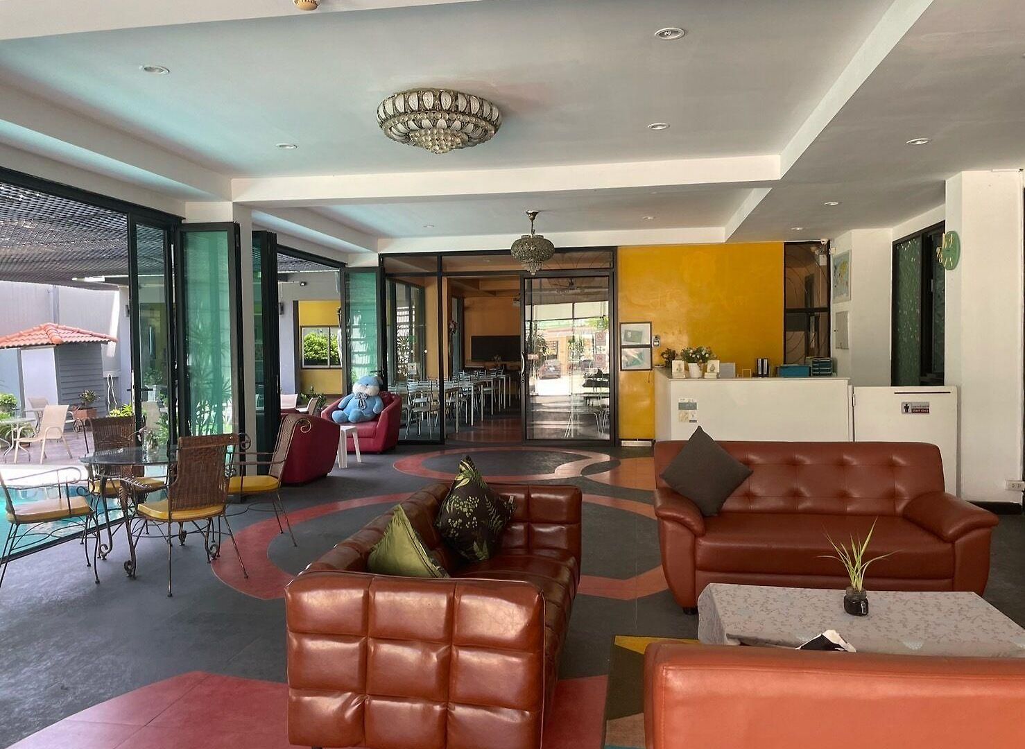 Stay Resort Pattaya โรงแรม