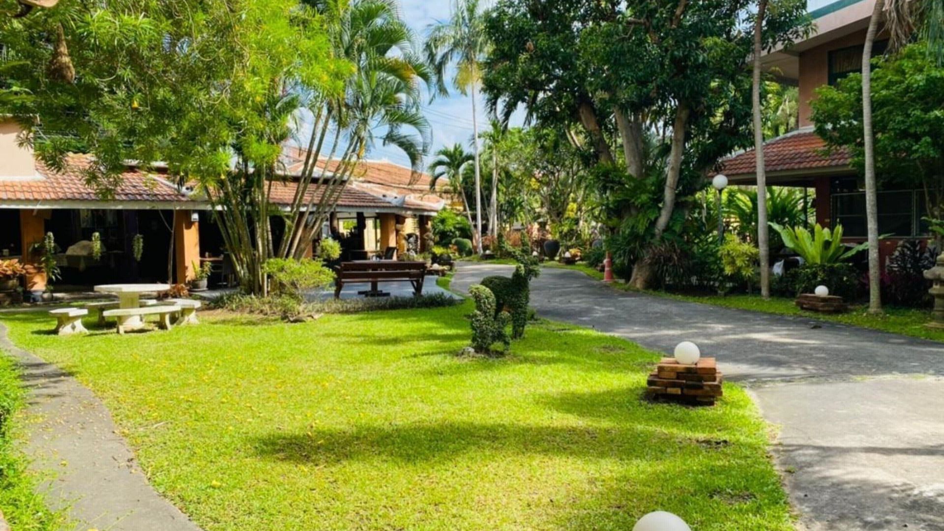 โรงแรม Safari Riviera 3*