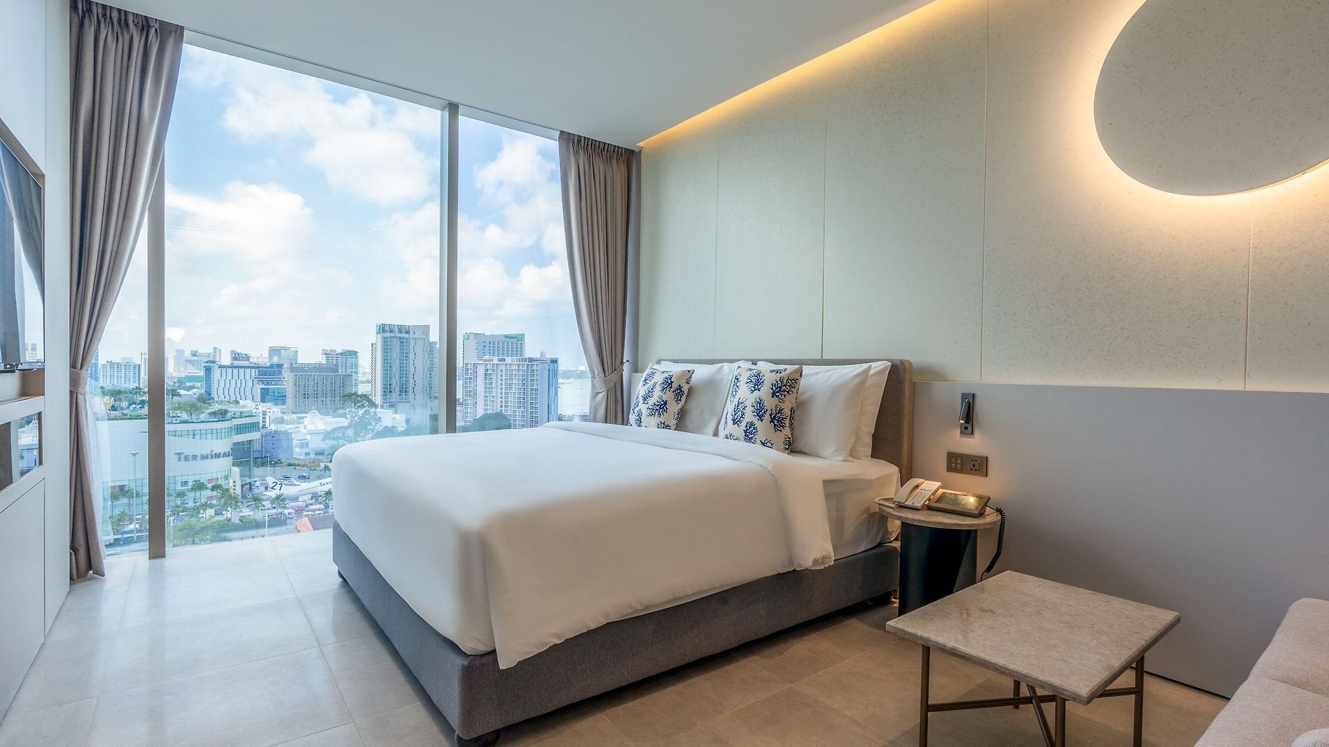 โรงแรม Akara 5*