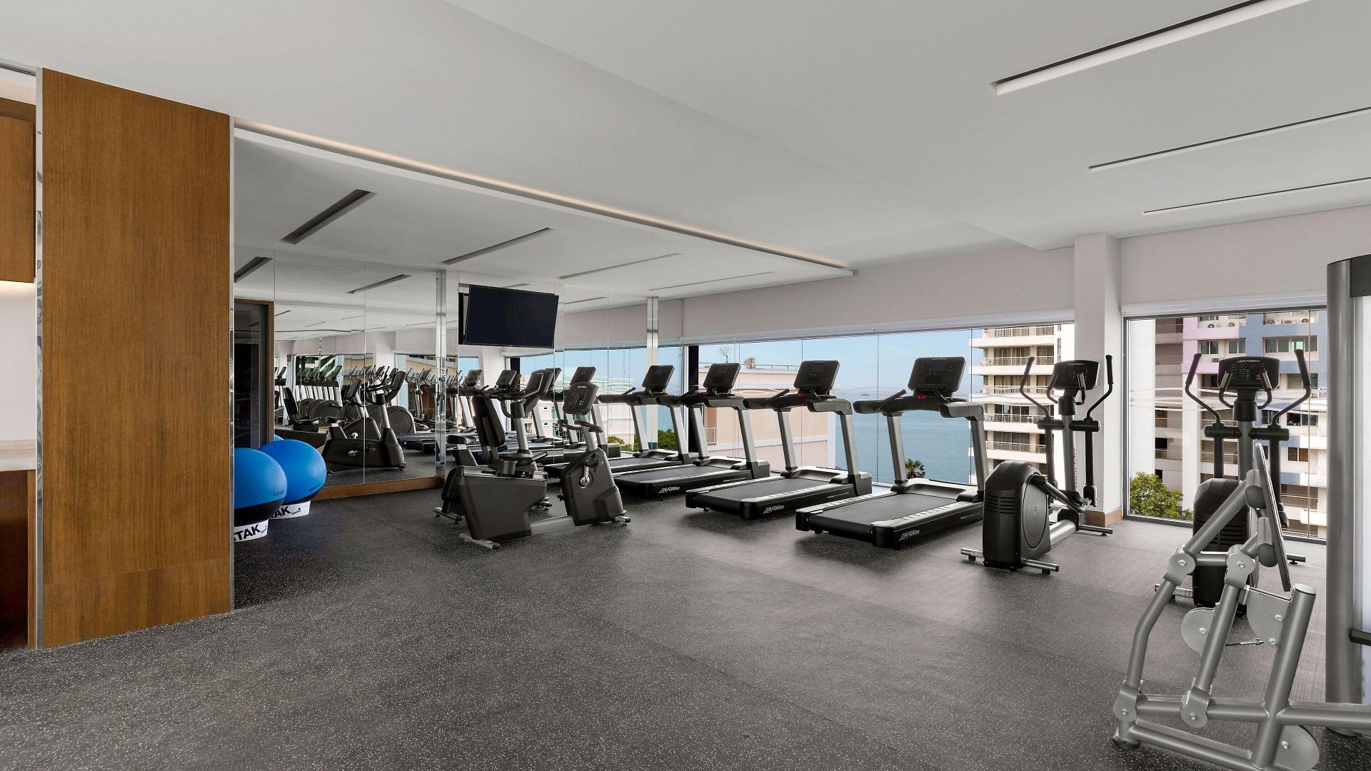 Hotel Courtyard By Marriott North