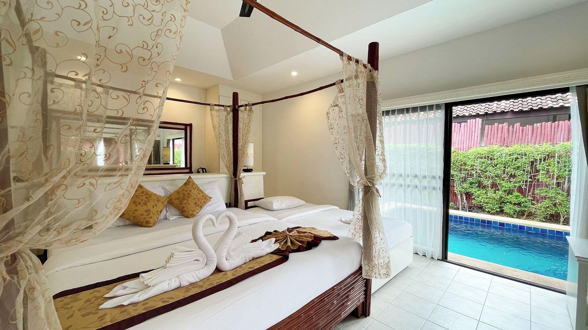 Raya Private Pool โรงแรม Pattaya