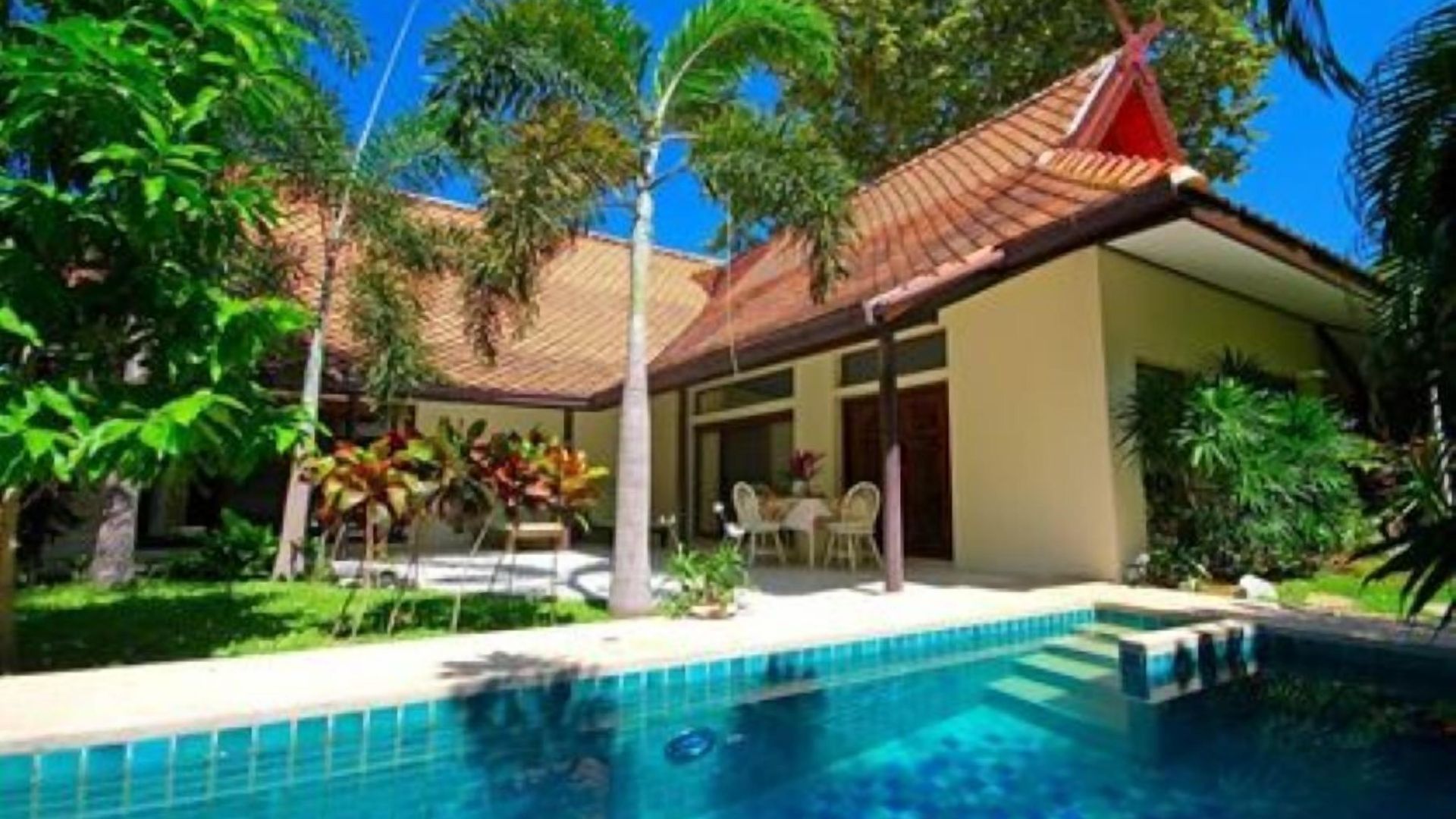 Raya Private Pool