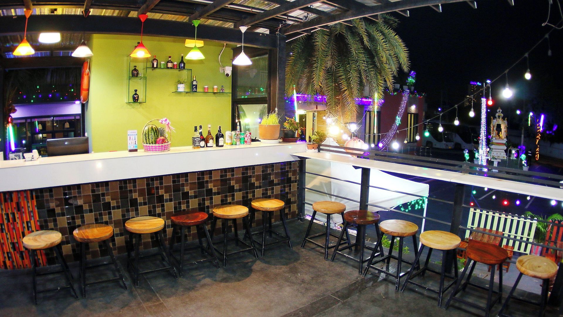 Hotel Arthitaya Nature & Lakkhana Poolside 5*