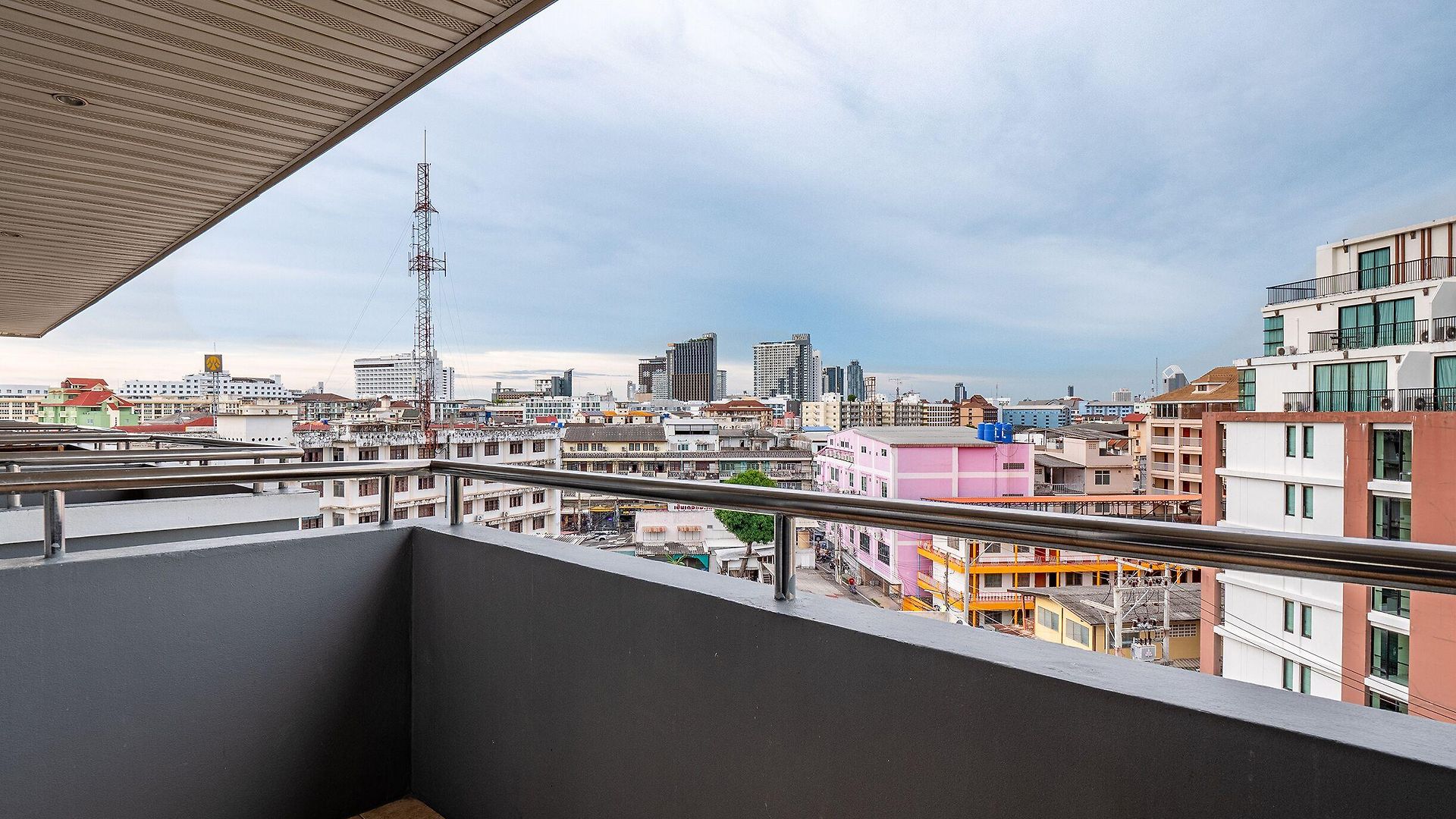 Tycoon Place Garden โรงแรม