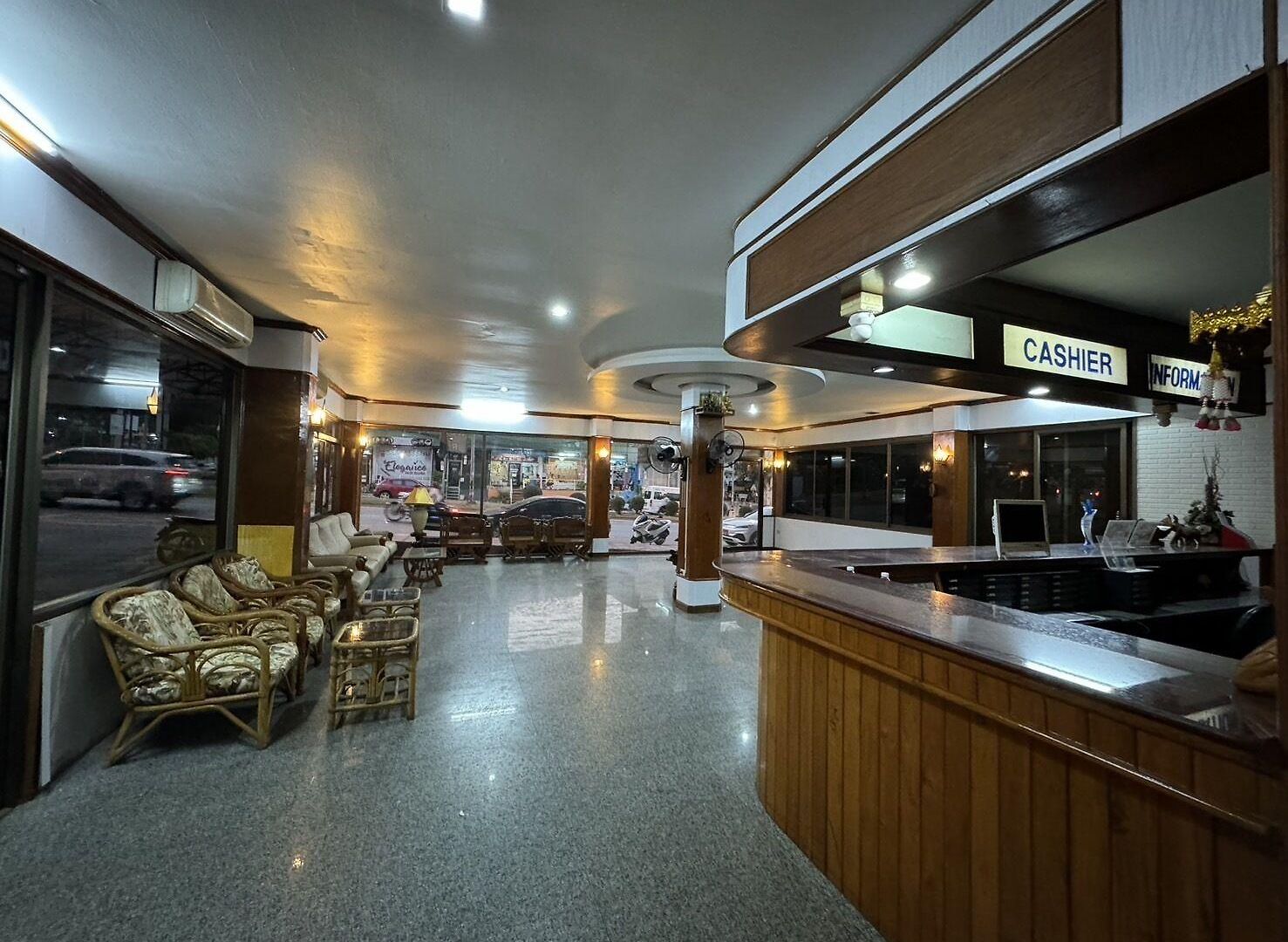 Mr.mac's Place Pattaya