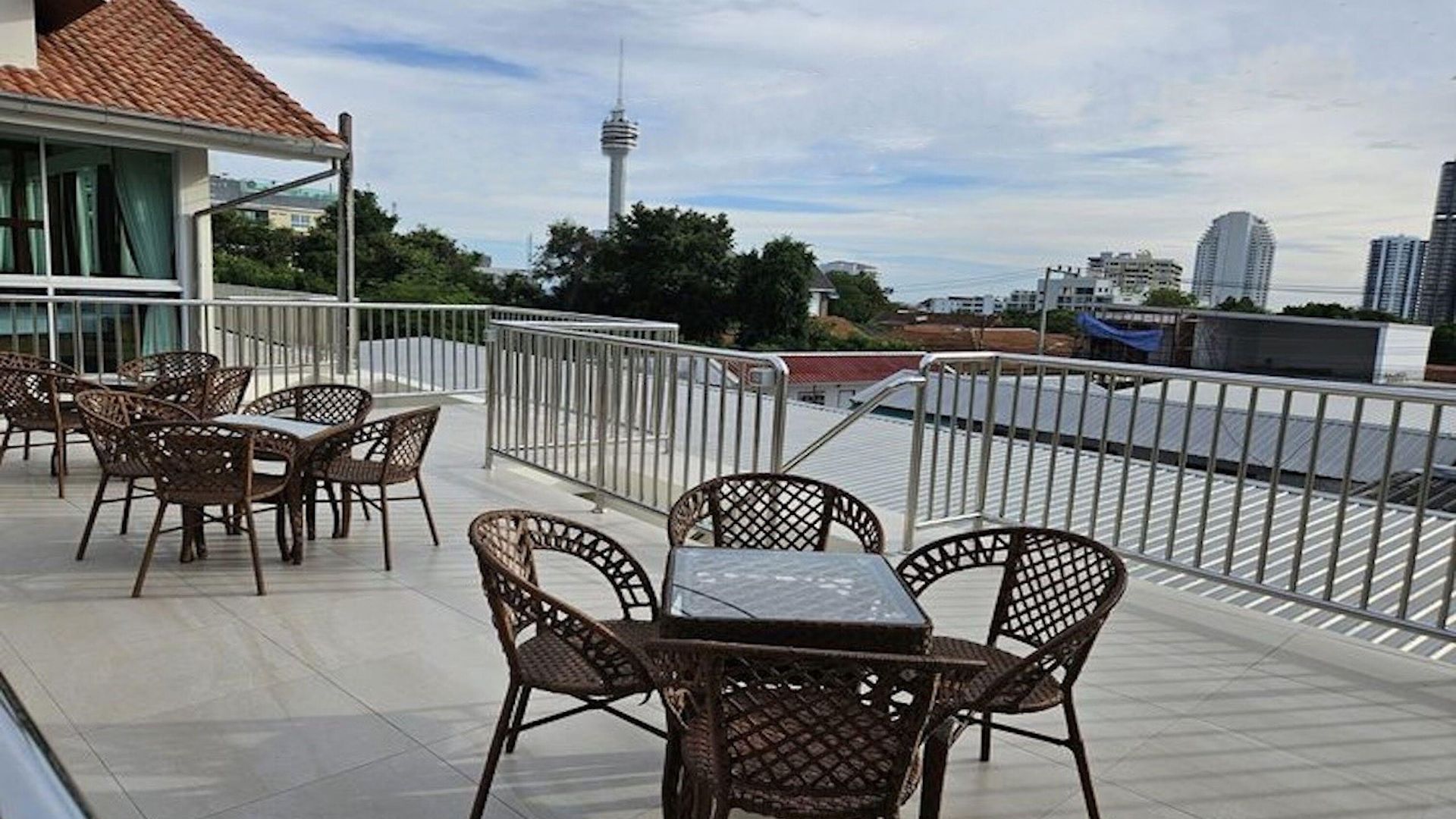 รีสอร์ท Pratamnak Luxury Pattaya