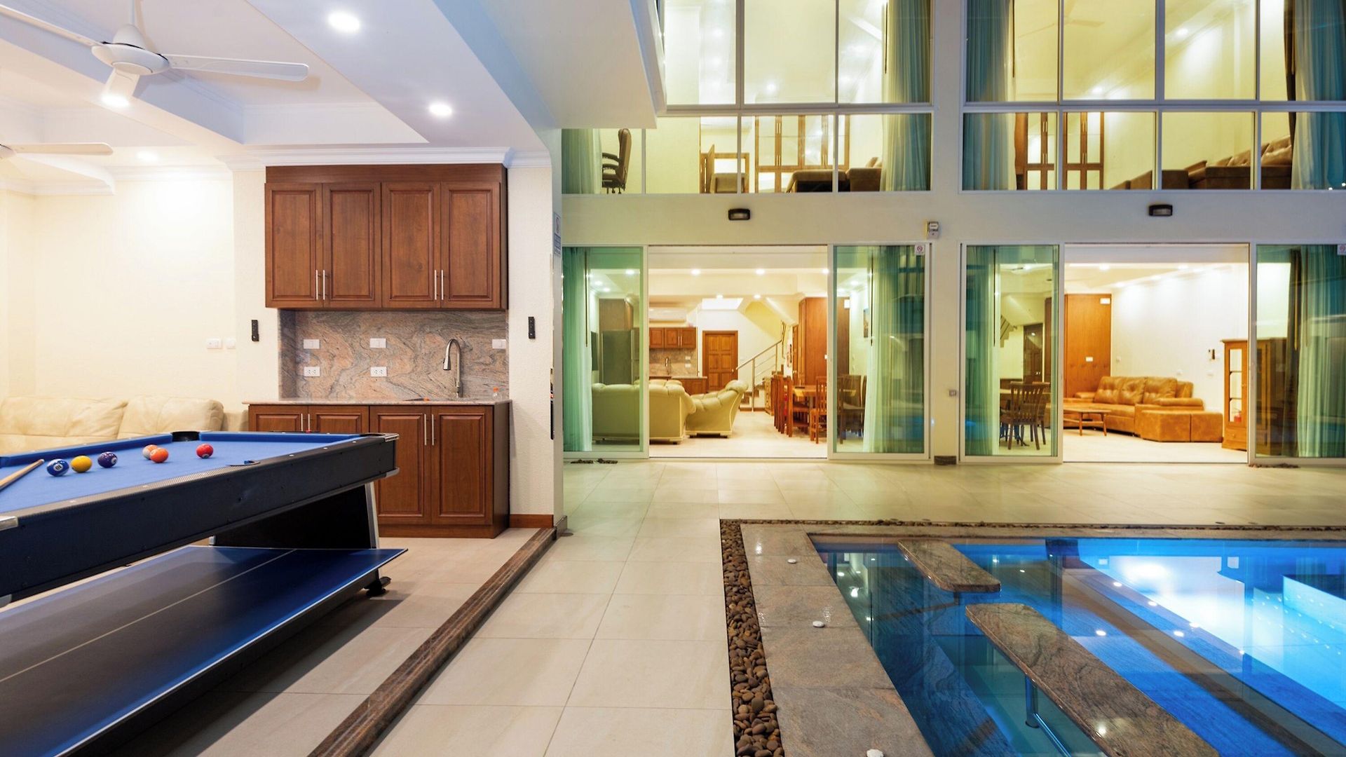 รีสอร์ท Pratamnak Luxury